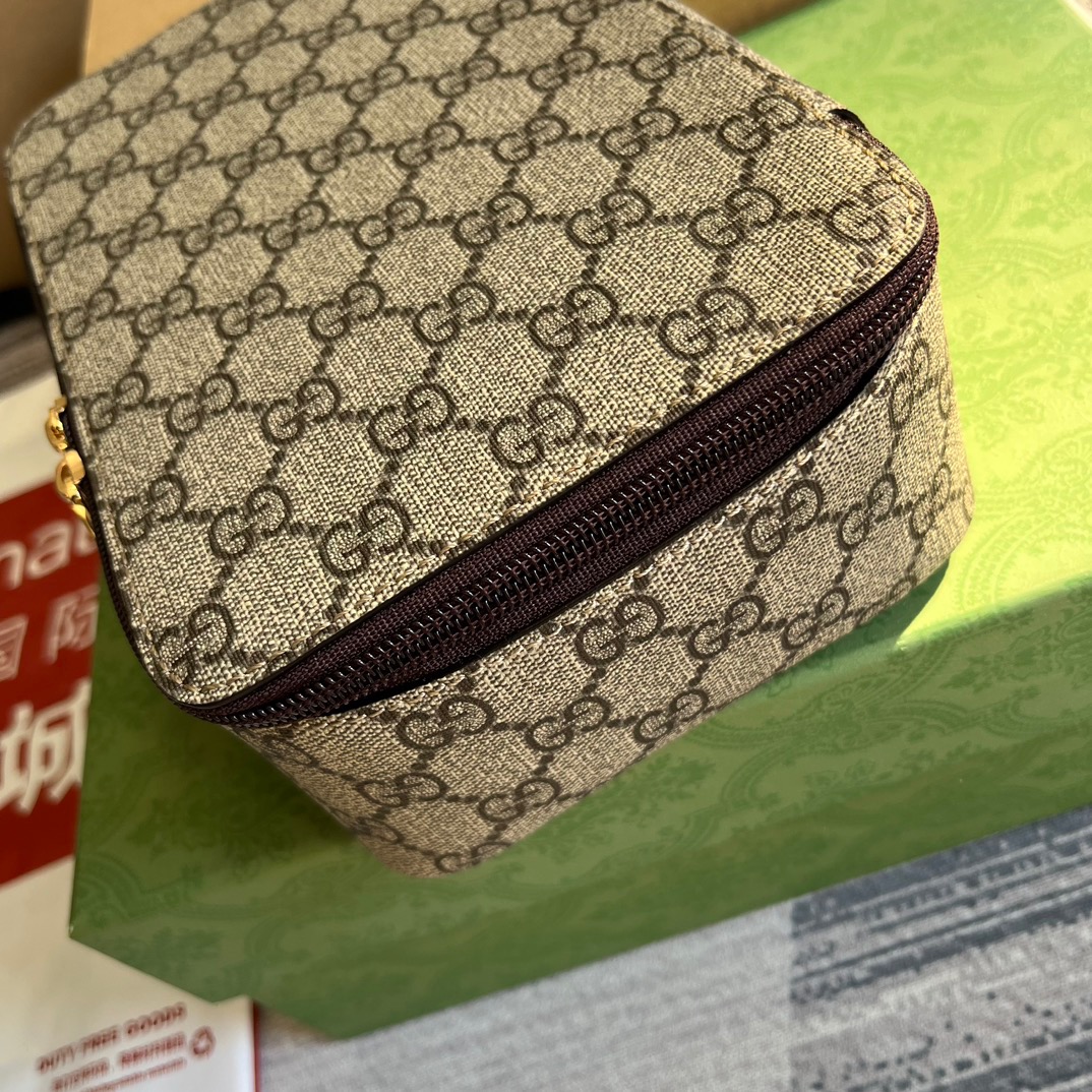 Gvc*1 GG Mini Packing Cube Svp*me Canvas Beige/Grey For Men 8.7in/22cm ‎‎‎726657 KGD0N 4060