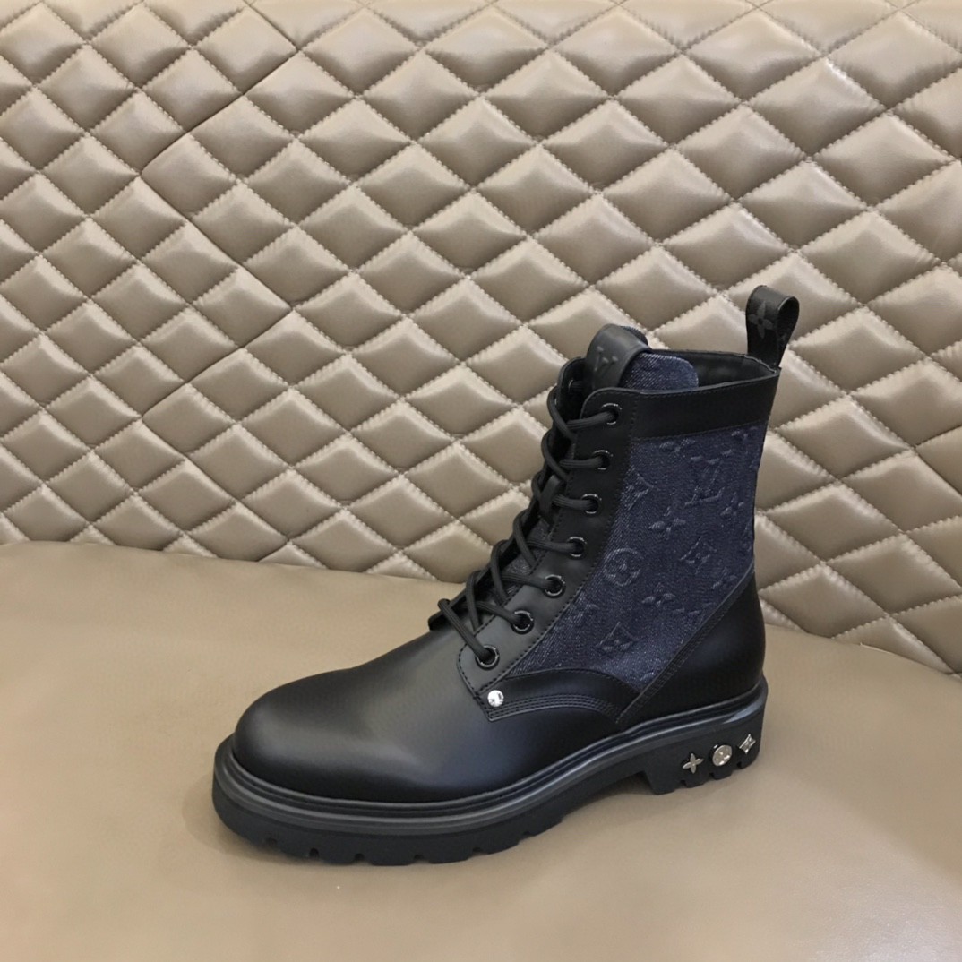 L0vis Vvtt0n LV Ranger Ankle Boots Monogram Flower Black For Men 1AANTF