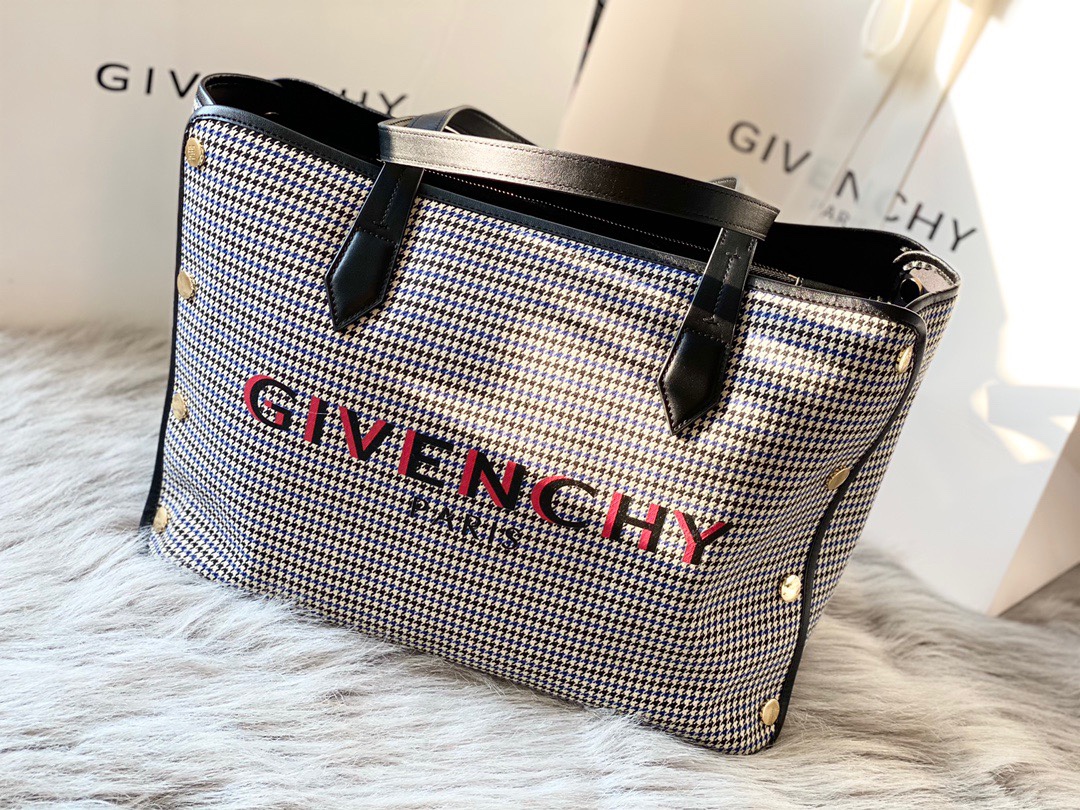 Givenchy Bond Medium Bag Multicolor/Beige For Women 16.5in/42cm