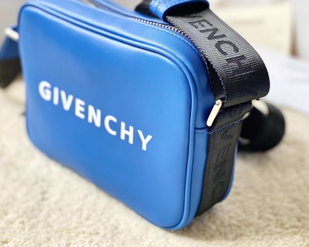 Givenchy Camera Bag Blue/Black/Yellow For Women 7.75in/19.7cm GIV158073