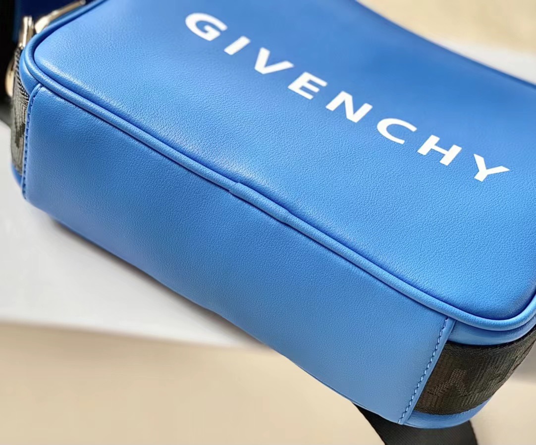 Givenchy Camera Bag Blue/Black/Yellow For Women 7.75in/19.7cm GIV158073