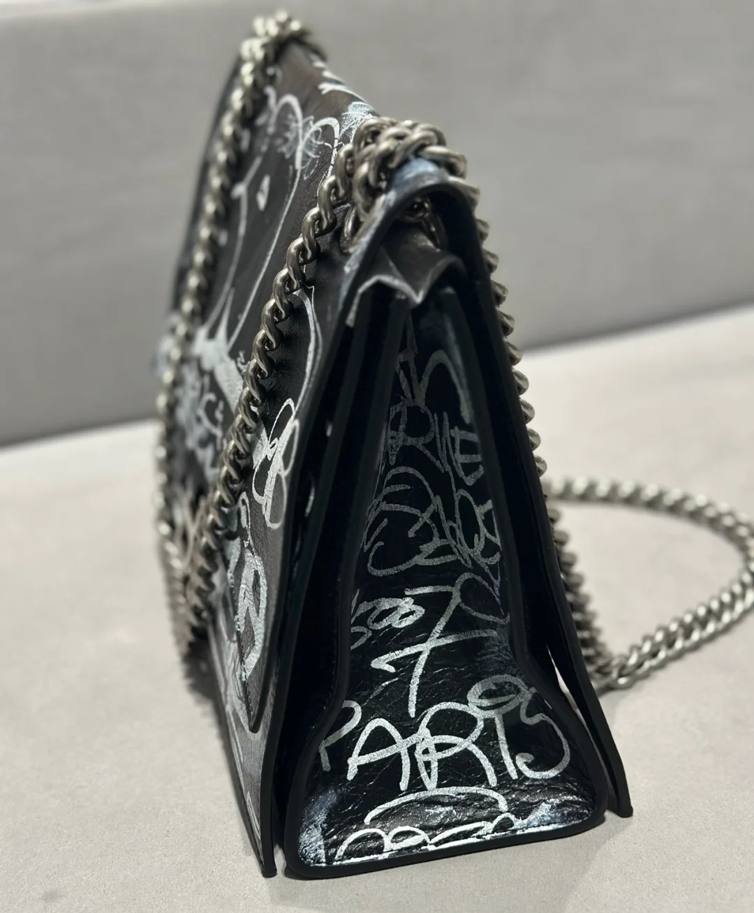 Ba1en*iaga Crush Old School Bag Black For Women 12.2in/30.9cm