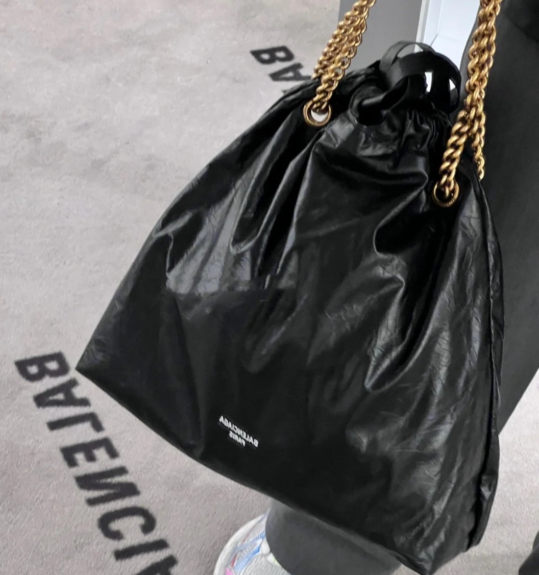 Ba1en*iaga Crush Small Tote Bag Black For Women 10.2in/25.9cm 742942210IT1000