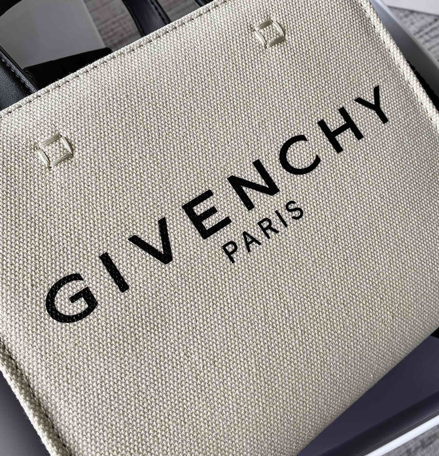 Givenchy Mini G Tote Shopping Bag Black/Beige For Women 7.5in/19cm BB50N0B1F1-001