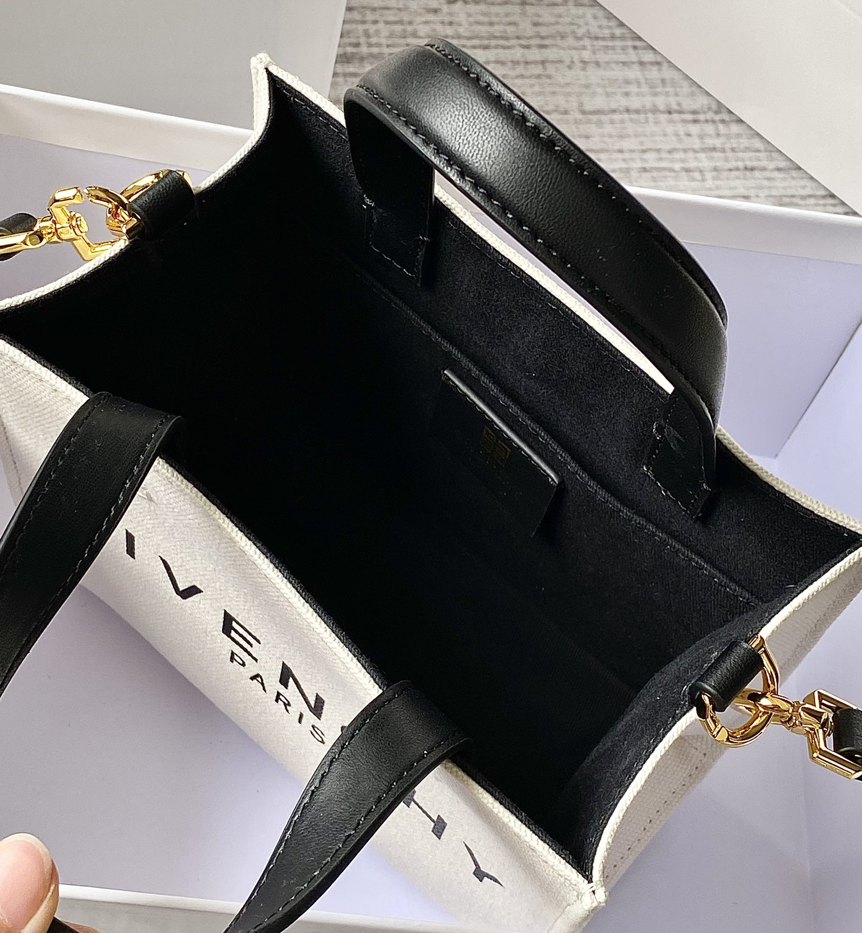 Givenchy Mini G Tote Shopping Bag Black/Beige For Women 7.5in/19cm BB50N0B1F1-001