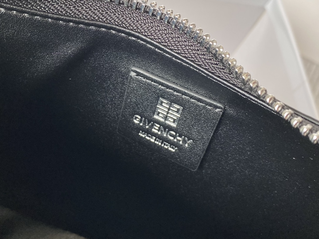 Givenchy Small Moon Cut Out Bag Black/Pink/Cream/Brown/Grey/Dark Grey For Women 9.8in/25cm BB50LGB1A4-001