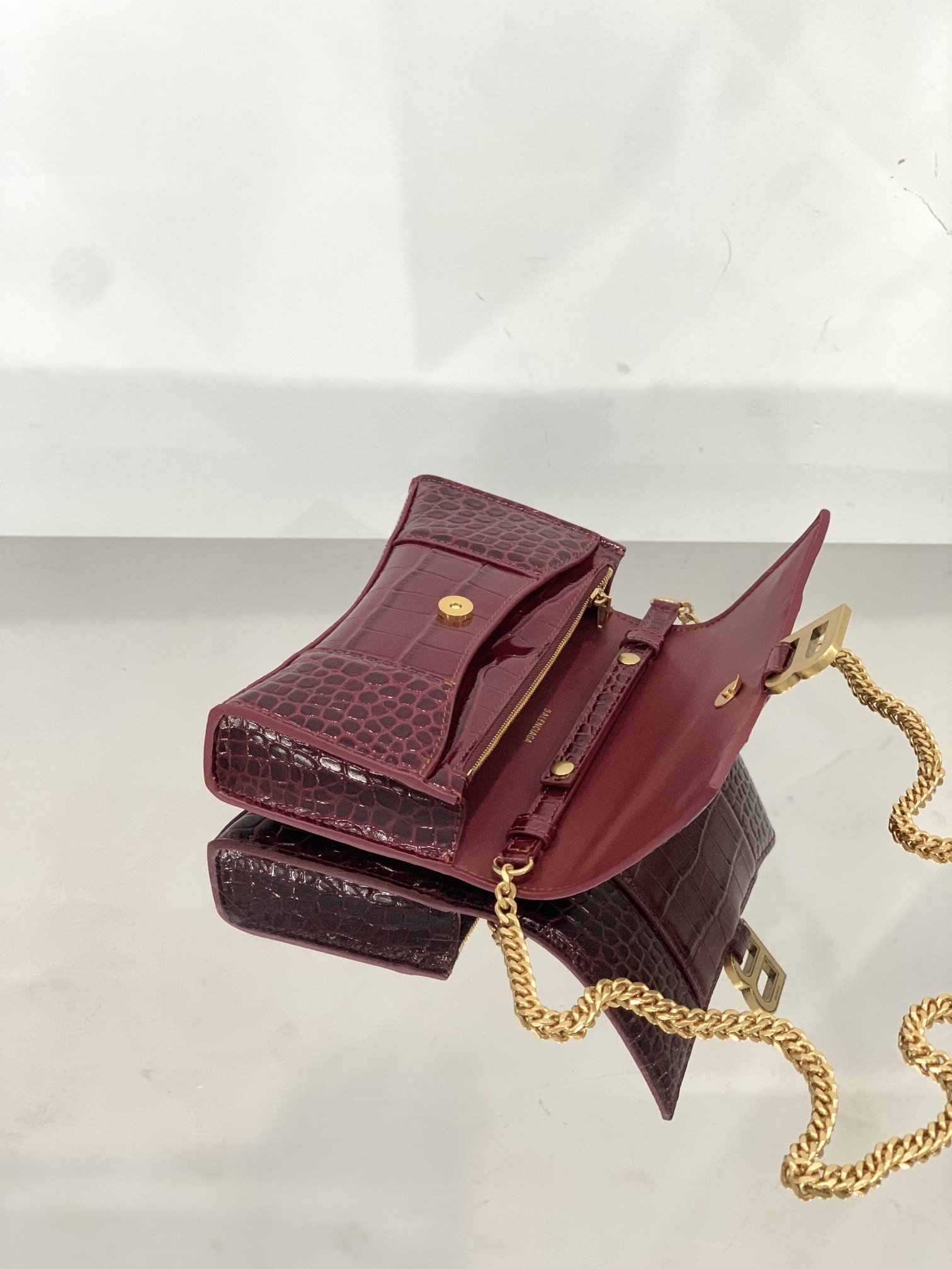 Ba1en*iaga Hourglass Wallet Pink/Burgundy/Dark Green/Black For Women 7.6in/19cm 6560501LRGM6310