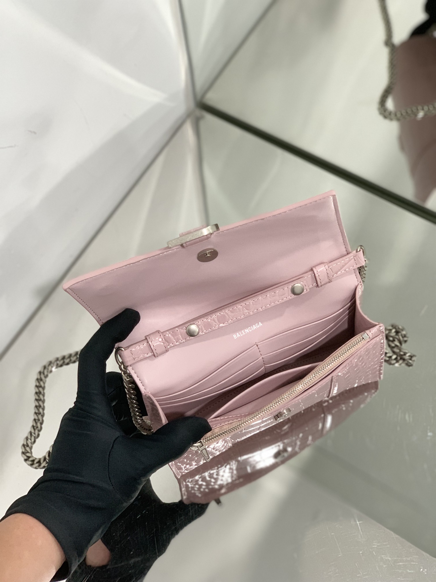 Ba1en*iaga Hourglass Wallet Pink/Burgundy/Dark Green/Black For Women 7.6in/19cm 6560501LRGM6310