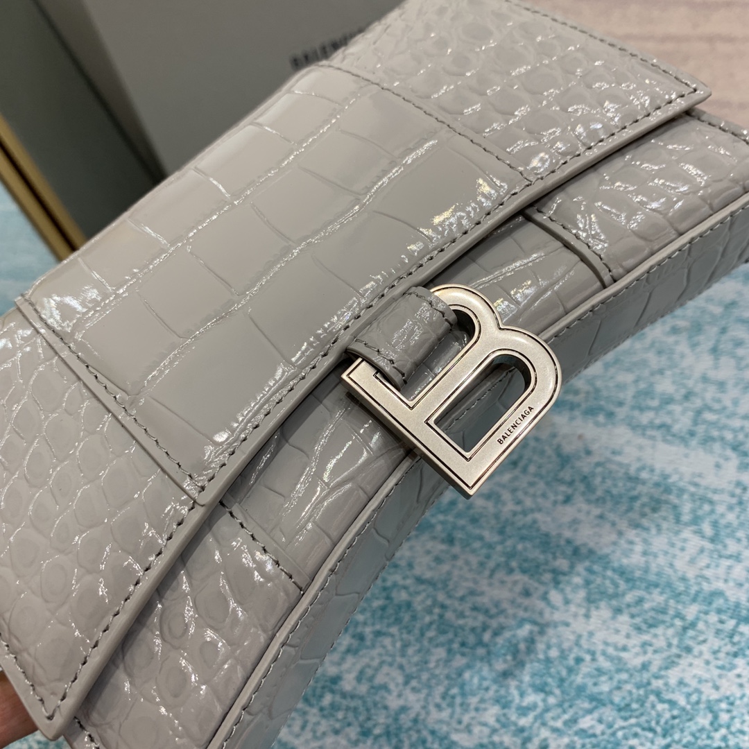 Ba1en*iaga Hourglass Wallet Silver/Grey/Gold/Green/Black For Women 7.6in/19cm 6560502UDF71000