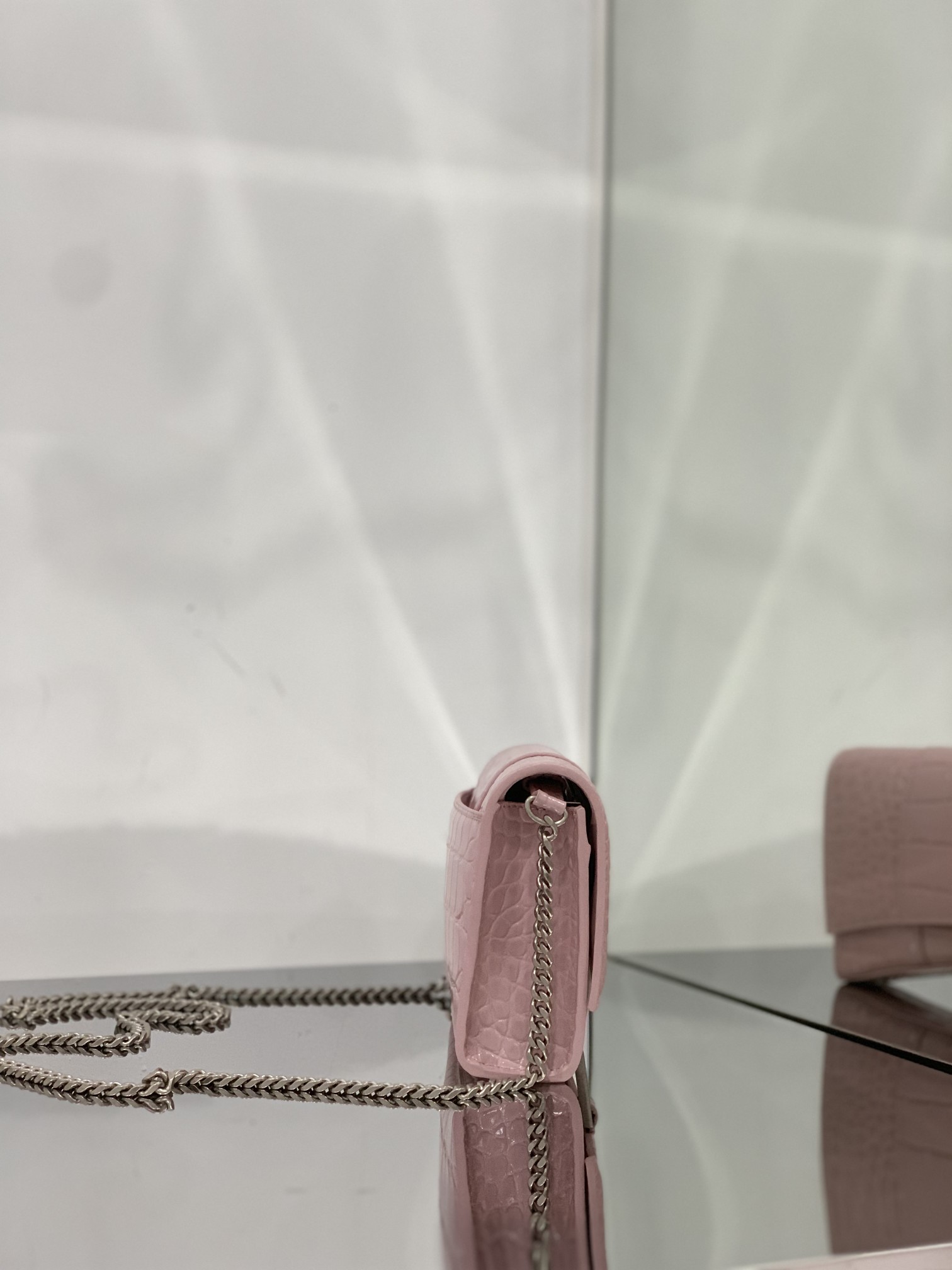 Ba1en*iaga Hourglass Wallet Pink/Burgundy/Dark Green/Black For Women 7.6in/19cm 6560501LRGM6310