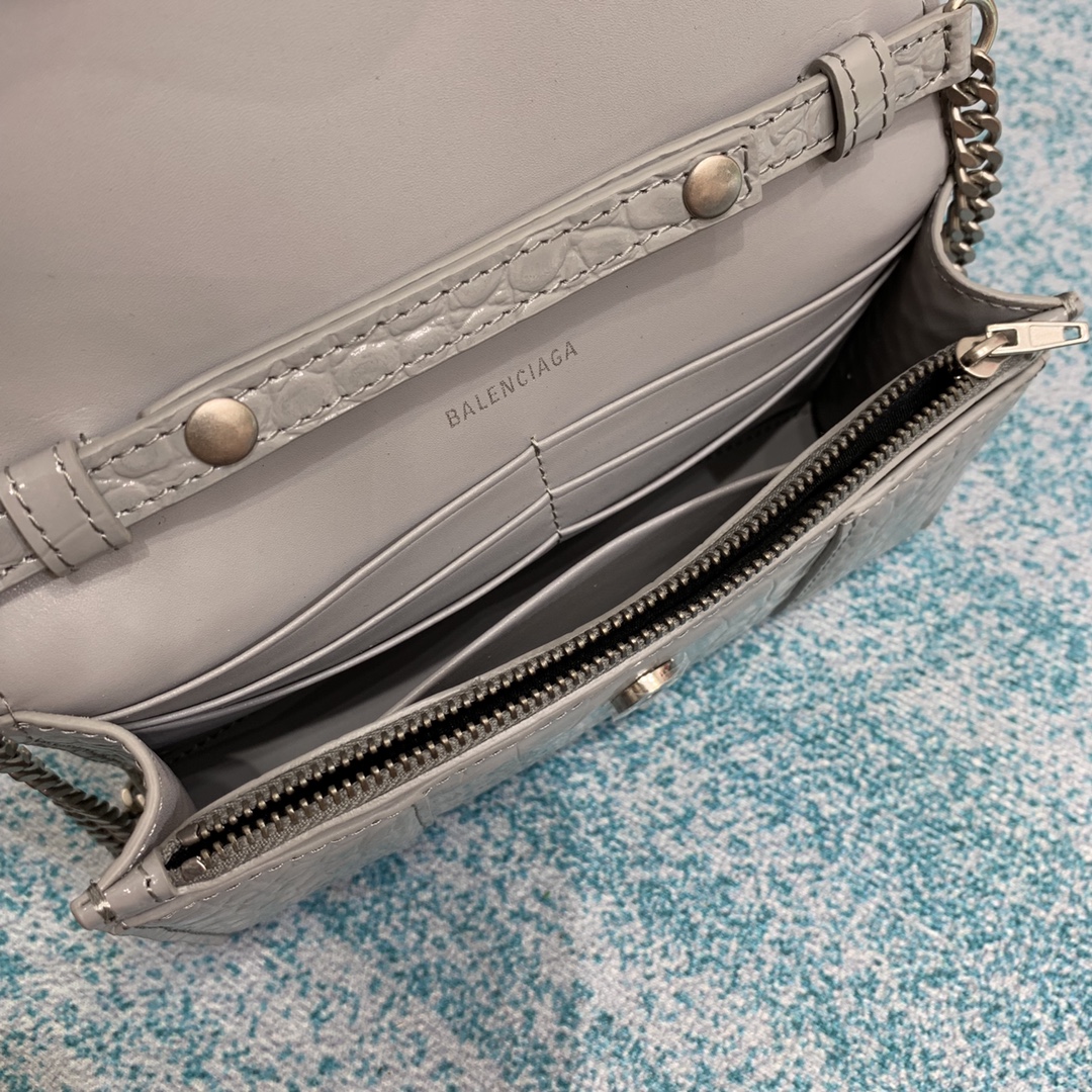 Ba1en*iaga Hourglass Wallet Silver/Grey/Gold/Green/Black For Women 7.6in/19cm 6560502UDF71000