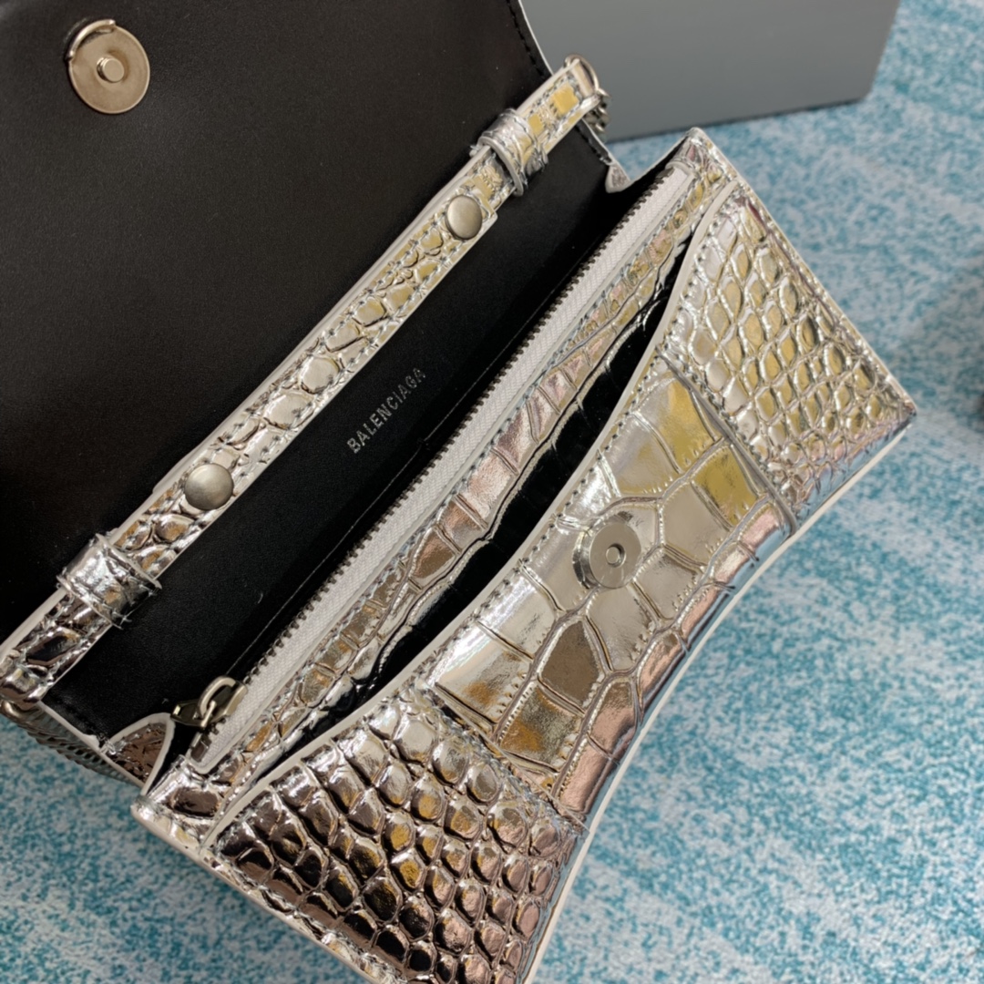 Ba1en*iaga Hourglass Wallet Silver/Grey/Gold/Green/Black For Women 7.6in/19cm 6560502UDF71000
