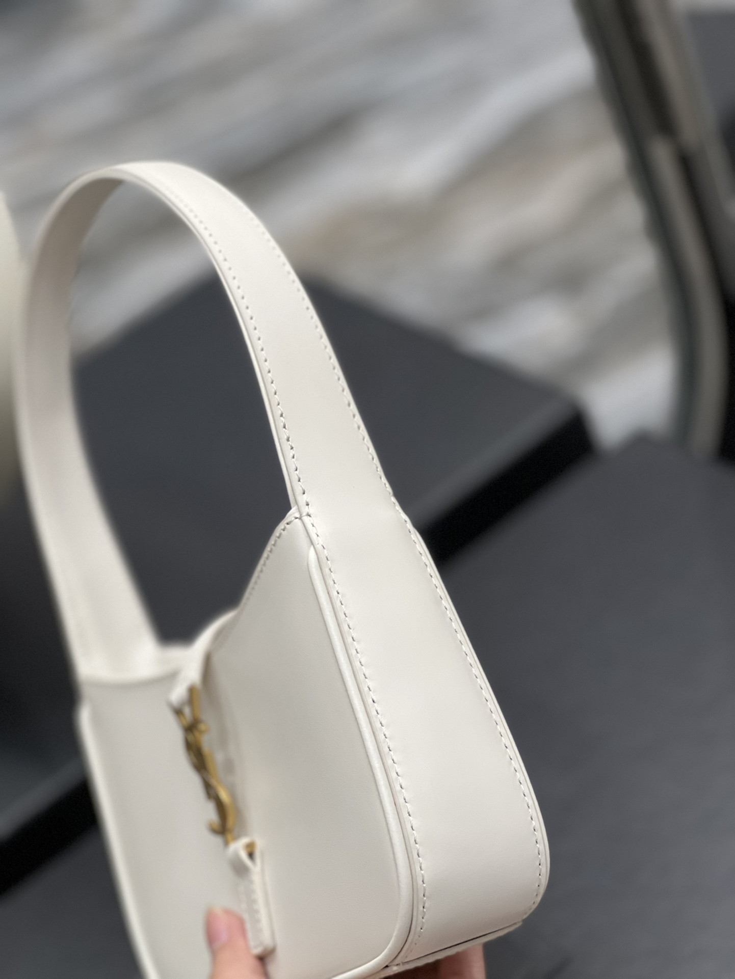 Sa1nt Lau*nt Le 5 A 7 Mini White For Women 7.5in/19cm 7103182R20W9207