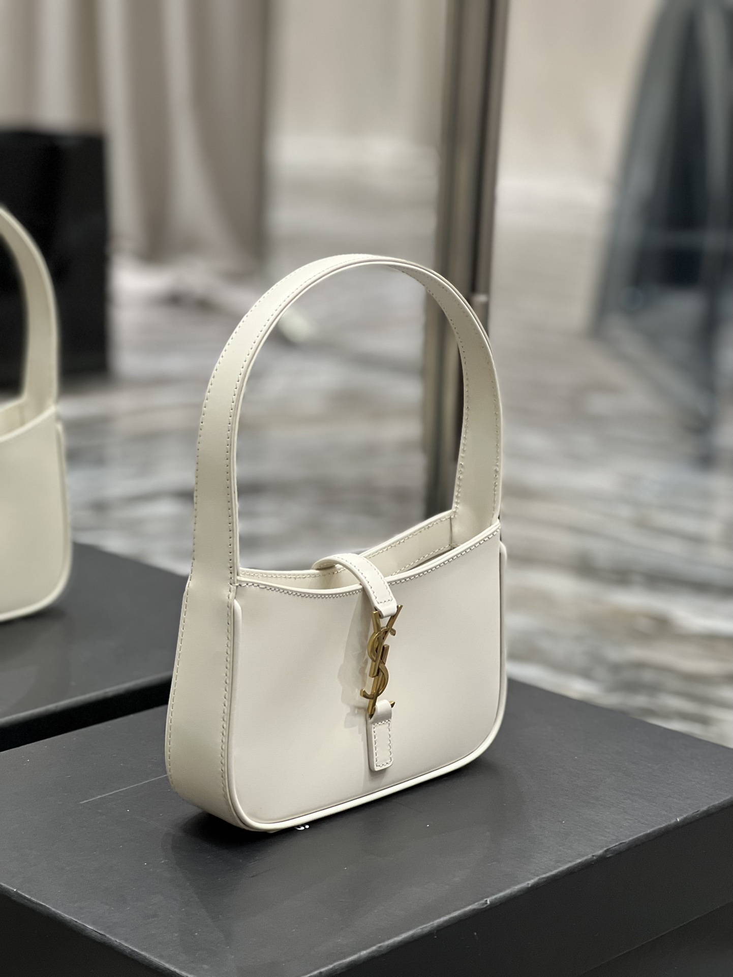 Sa1nt Lau*nt Le 5 A 7 Mini White For Women 7.5in/19cm 7103182R20W9207