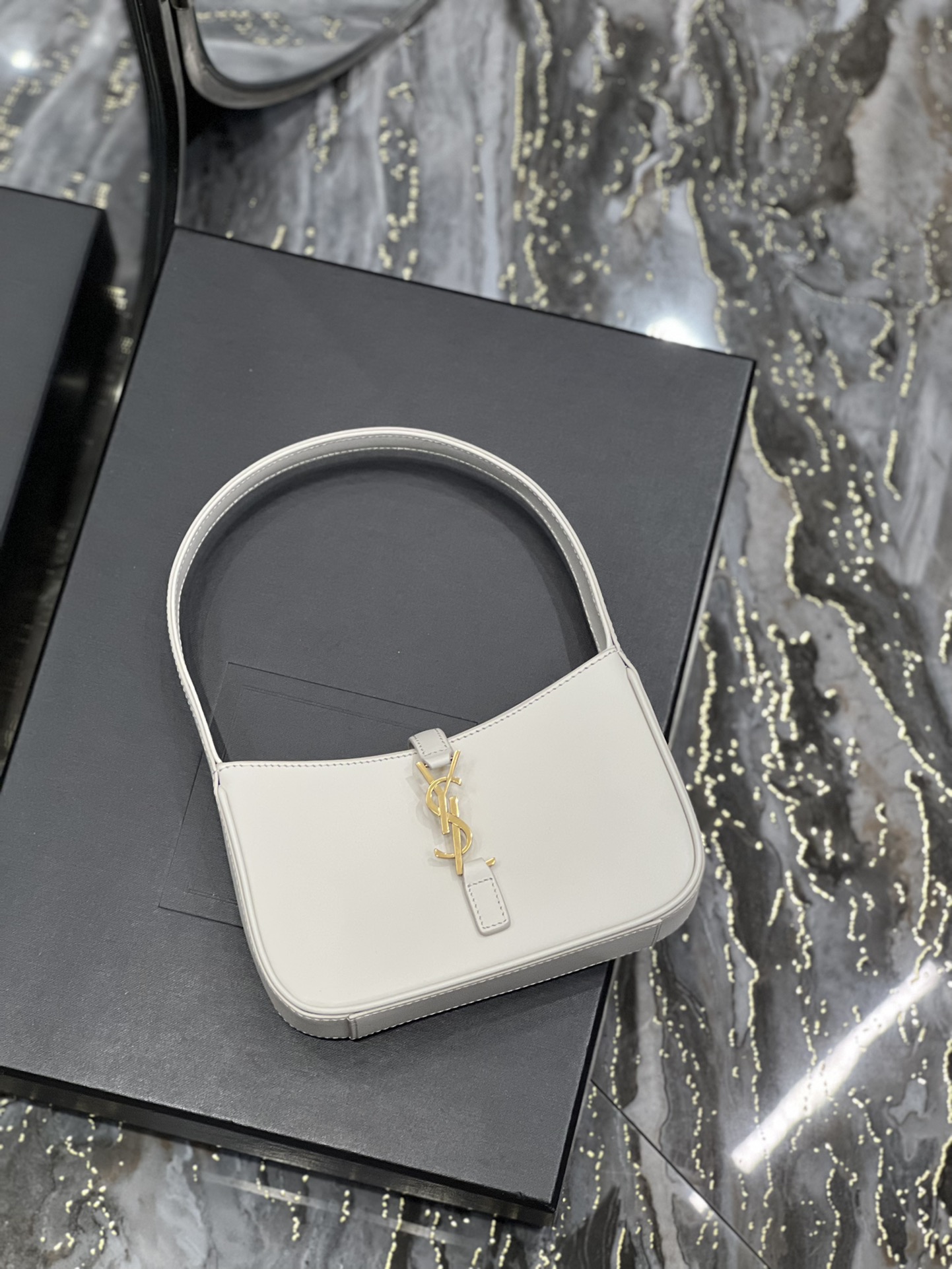 Sa1nt Lau*nt Le 5 A 7 Mini White For Women 7.5in/19cm 7103182R20W9207