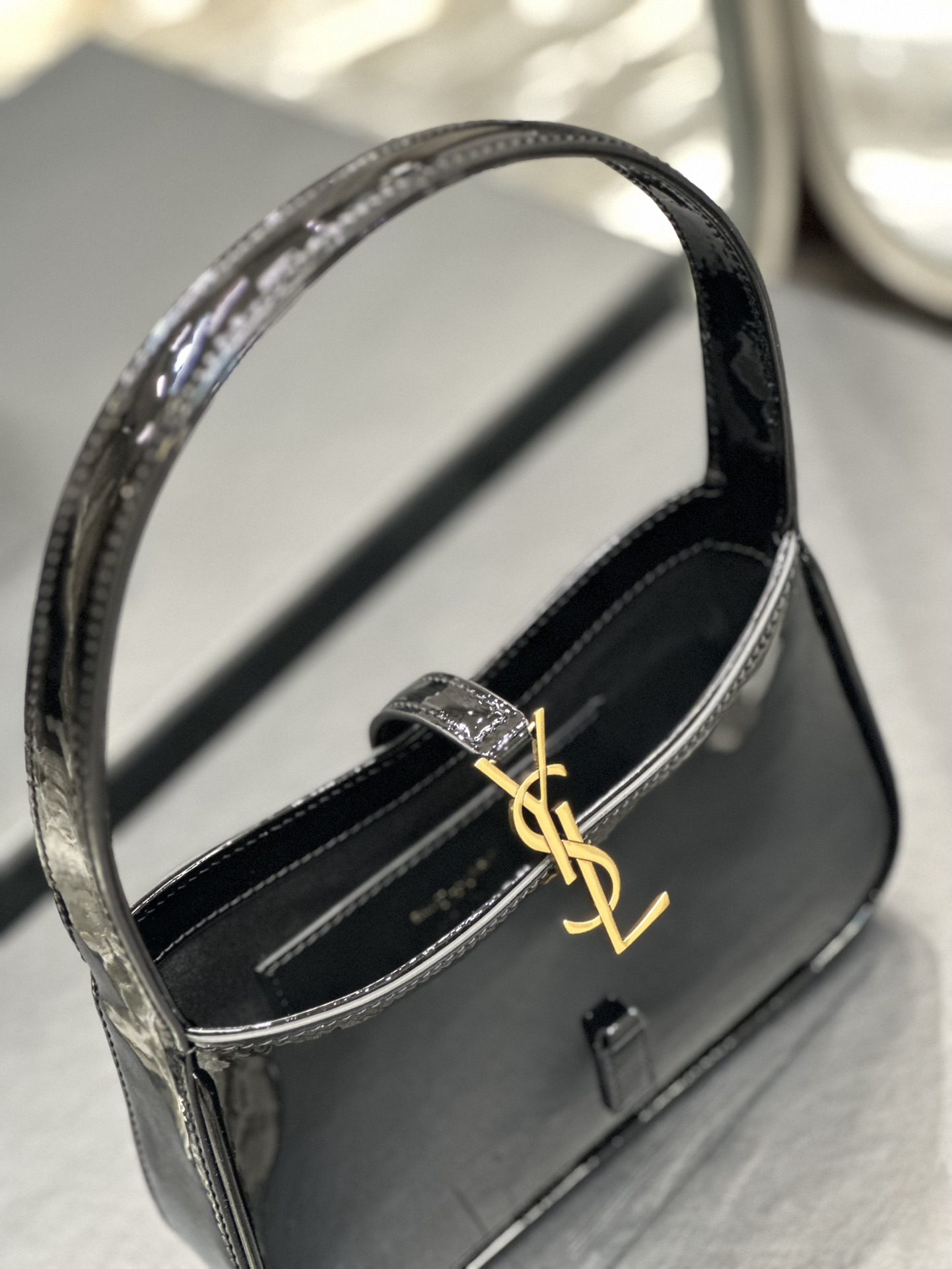 Sa1nt Lau*nt Le 5 A 7 Mini Black For Women 7.5in/19cm 7103180UF0W1000