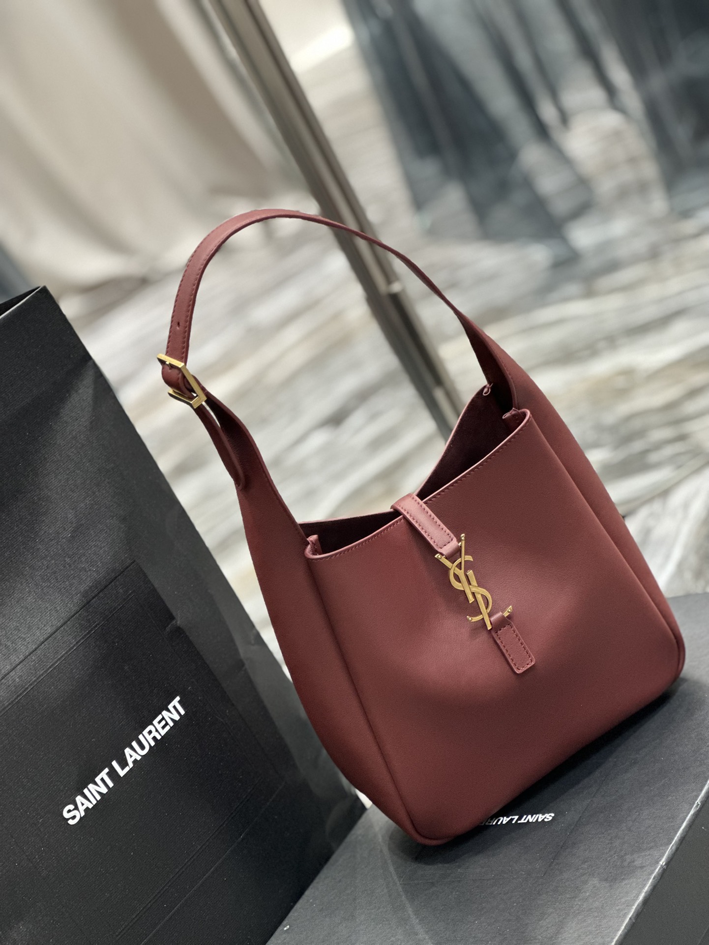 Sa1nt Lau*nt Le 5 A 7 Soft Small Black/Yellow/Burgundy For Women 9in/23cm 713938AAAUQ1000
