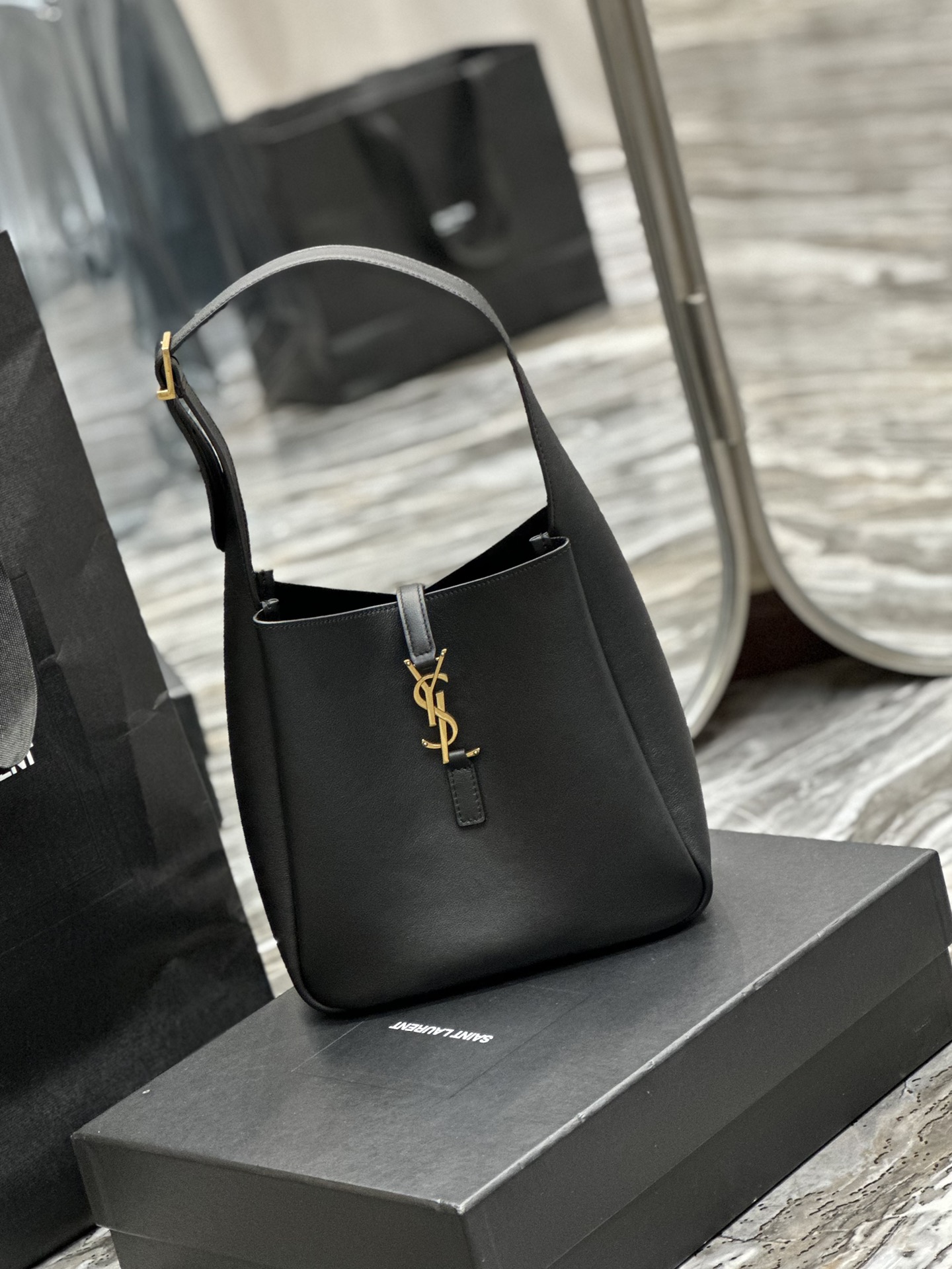 Sa1nt Lau*nt Le 5 A 7 Soft Small Black/Yellow/Burgundy For Women 9in/23cm 713938AAAUQ1000