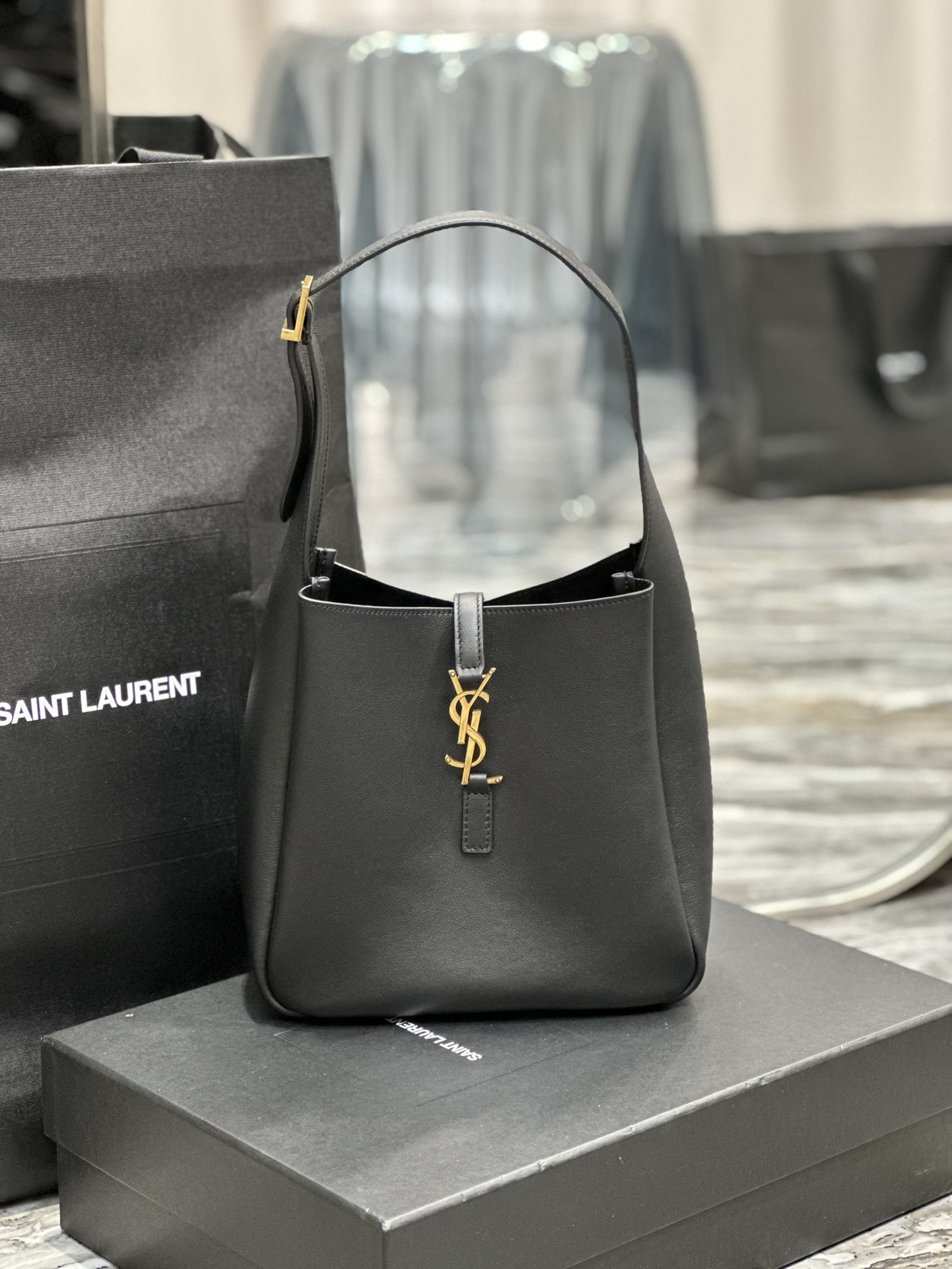 Sa1nt Lau*nt Le 5 A 7 Soft Small Black/Yellow/Burgundy For Women 9in/23cm 713938AAAUQ1000