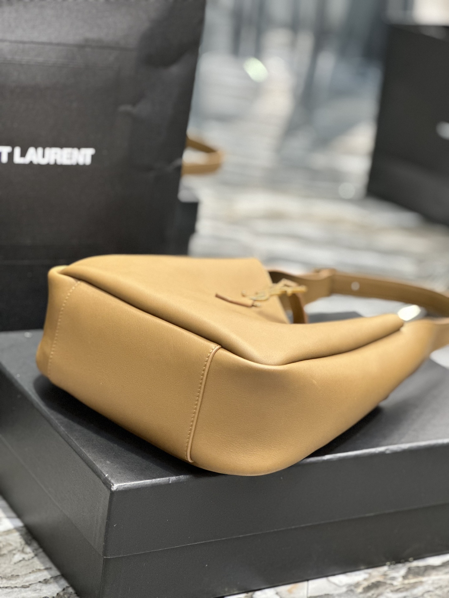 Sa1nt Lau*nt Le 5 A 7 Soft Small Black/Yellow/Burgundy For Women 9in/23cm 713938AAAUQ1000