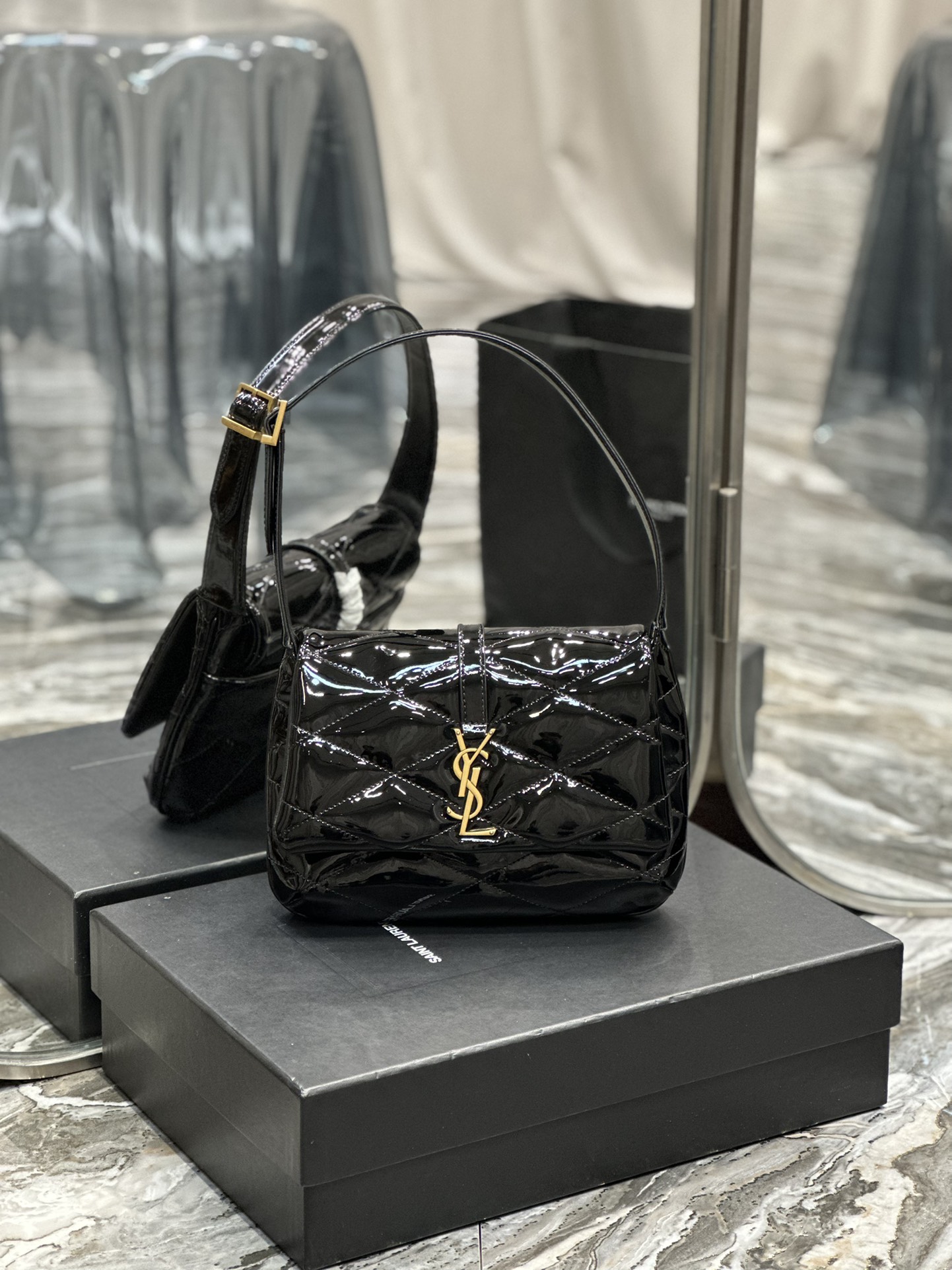 Sa1nt Lau*nt Le 5a7 Shoulder Bag Black For Women 9.4in/24cm SLAU-WY2177