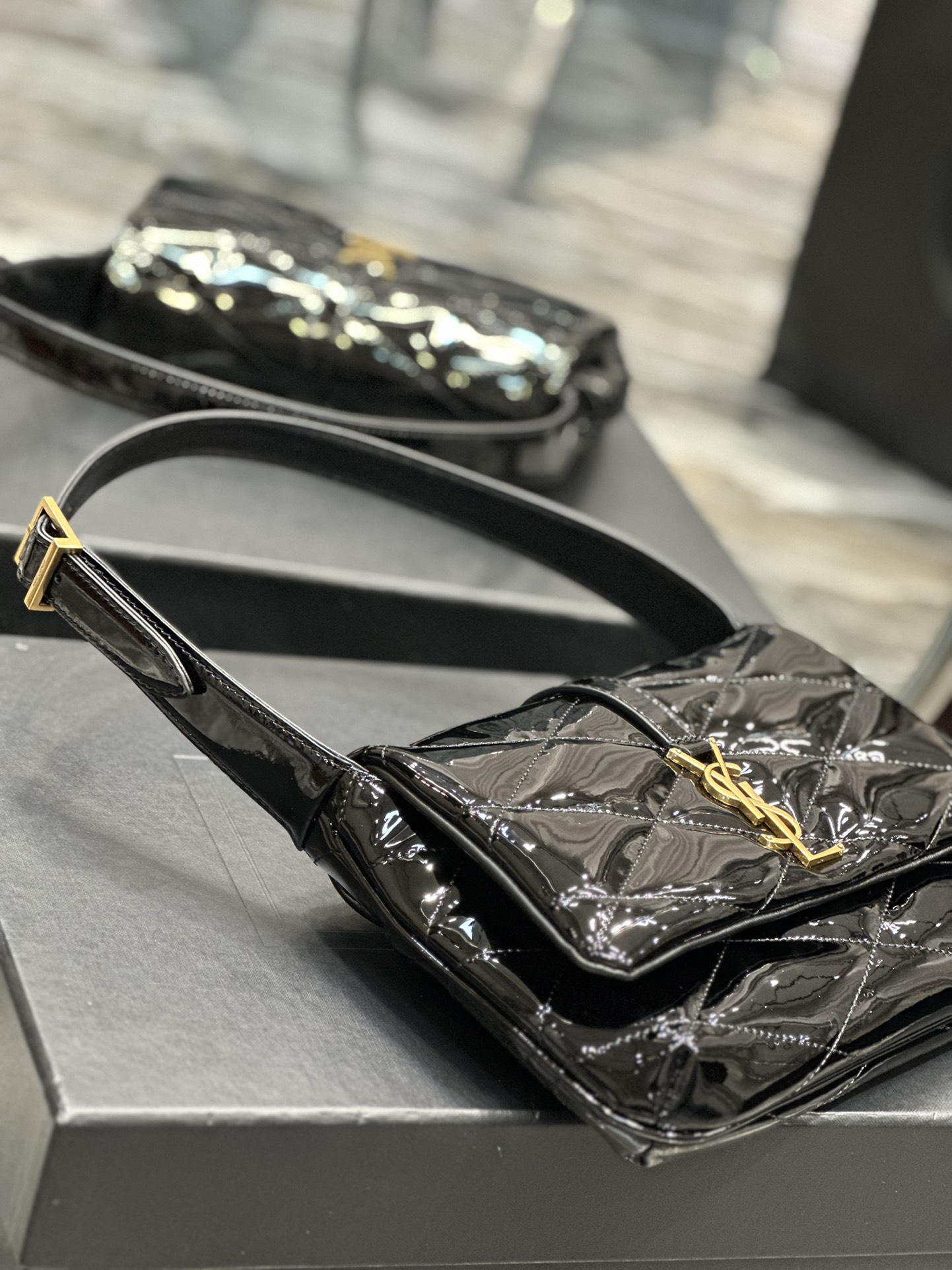 Sa1nt Lau*nt Le 5a7 Shoulder Bag Black For Women 9.4in/24cm SLAU-WY2177