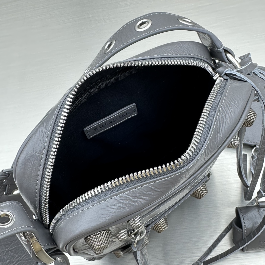 Ba1en*iaga Le Cagole Crossbody Bag Black/Grey For Women 7.8in/19.8cm