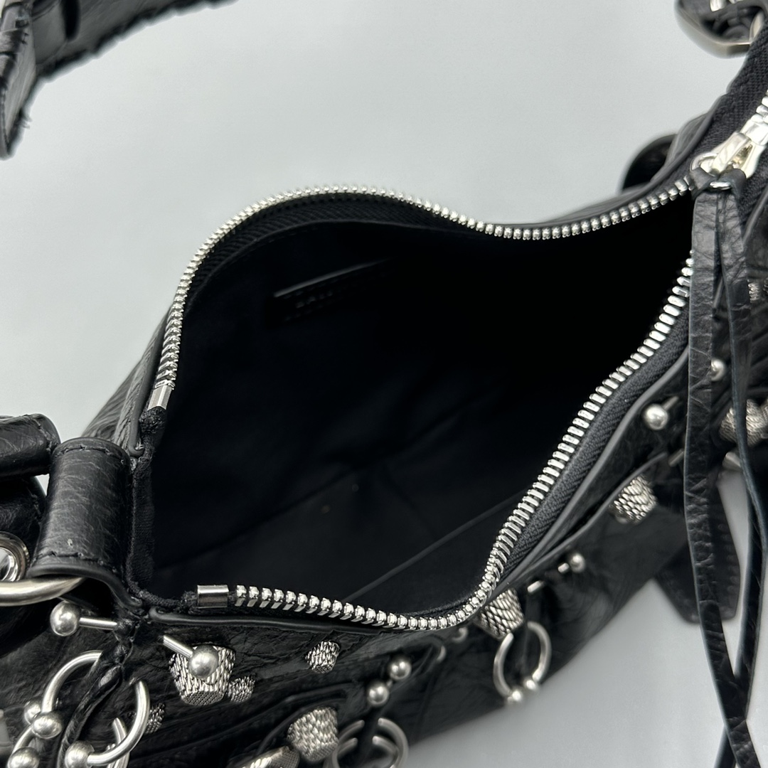 Ba1en*iaga Le Cagole XS Shoulder Bag Black/White For Women 10.2in/26cm 671309210G81000