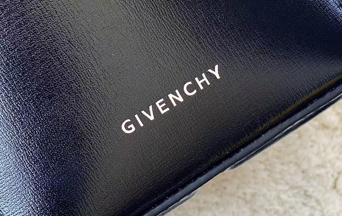 Givenchy Mini Cut Out Bucket Bag Black/White For Women 6.3in/16cm BB50NRB1GV 001