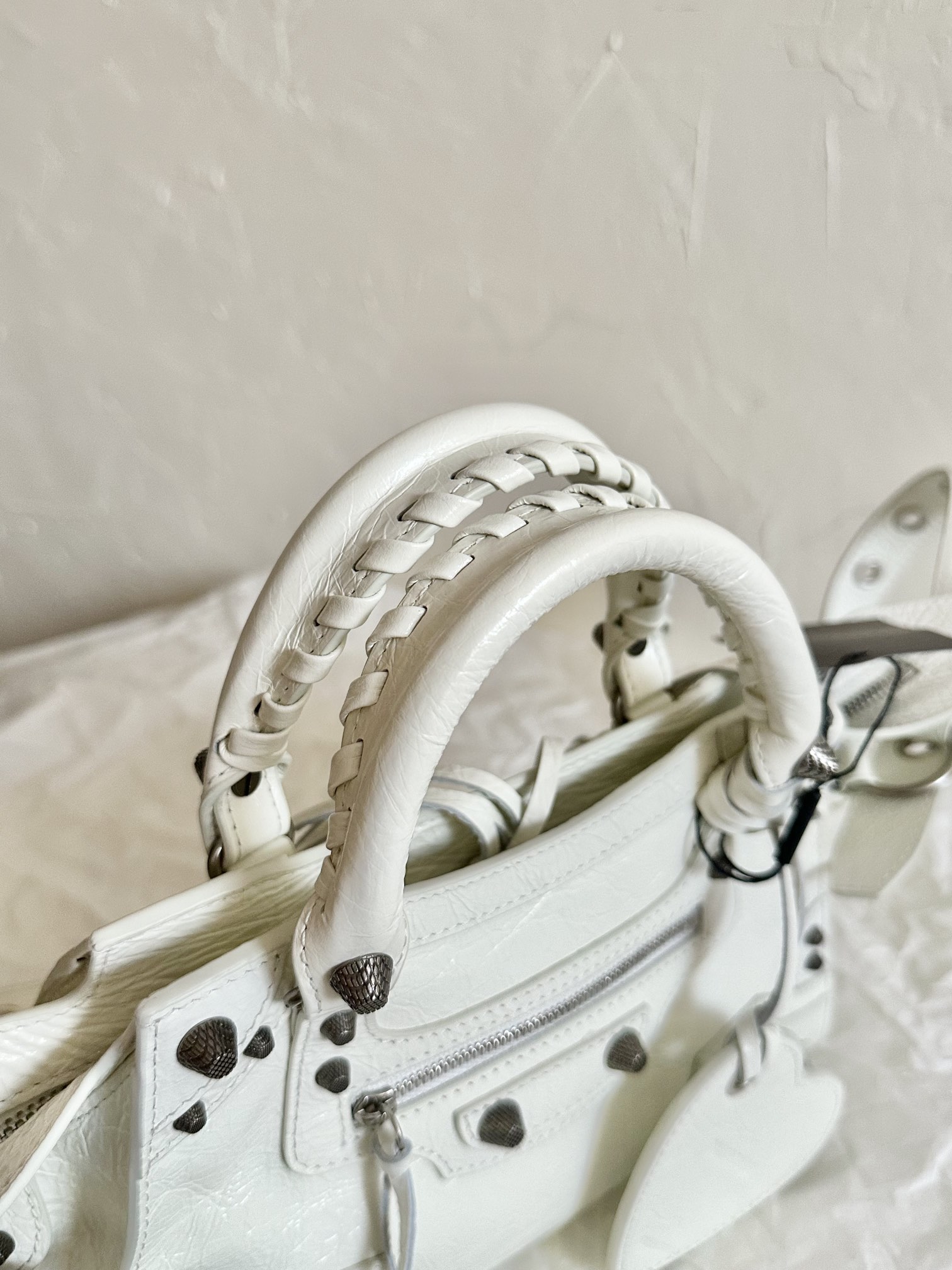 Ba1en*iaga Neo Cagole City Small Handbag White/Silver For Women 10.5in/27cm 222342F046015