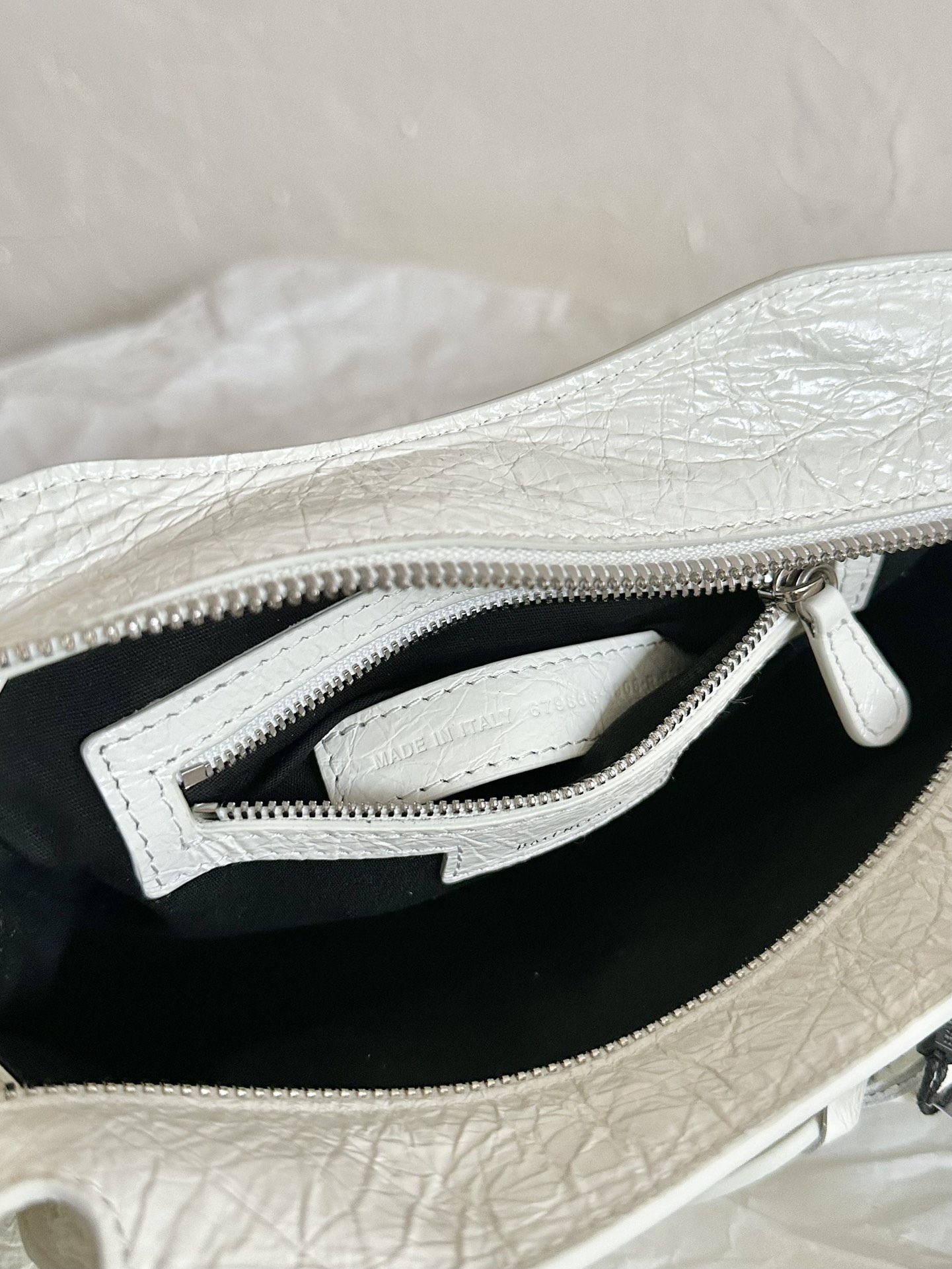 Ba1en*iaga Neo Cagole City Small Handbag White/Silver For Women 10.5in/27cm 222342F046015