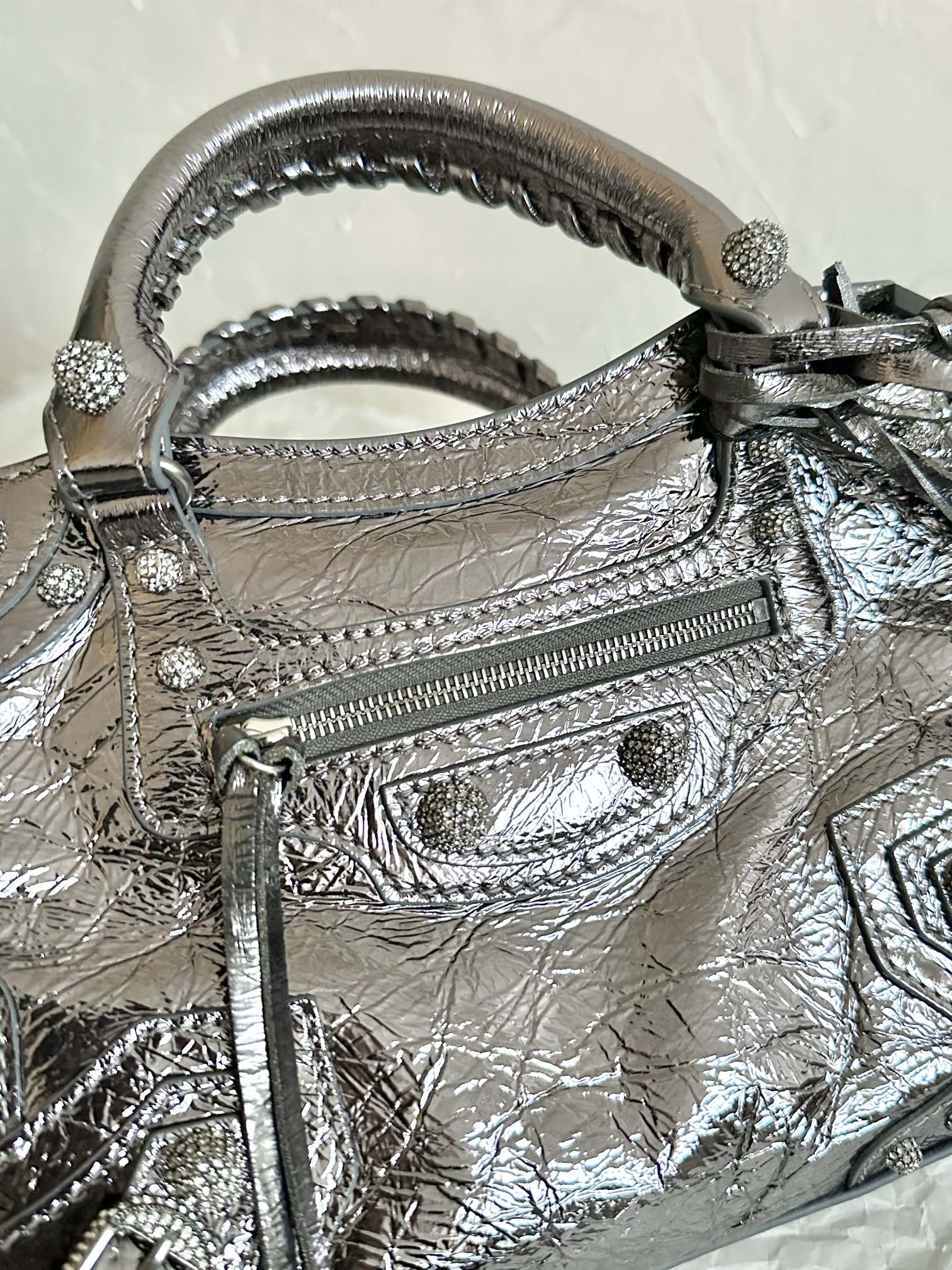 Ba1en*iaga Neo Cagole City Small Handbag White/Silver For Women 10.5in/27cm 222342F046015
