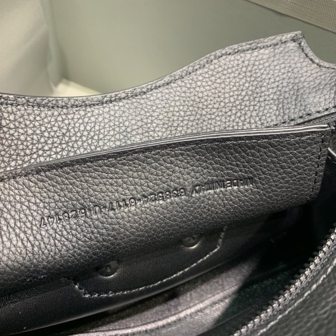 Ba1en*iaga Neo Classic Mini Handbag Black/Blue For Women 8.6in/21.8cm 69806715Y471000