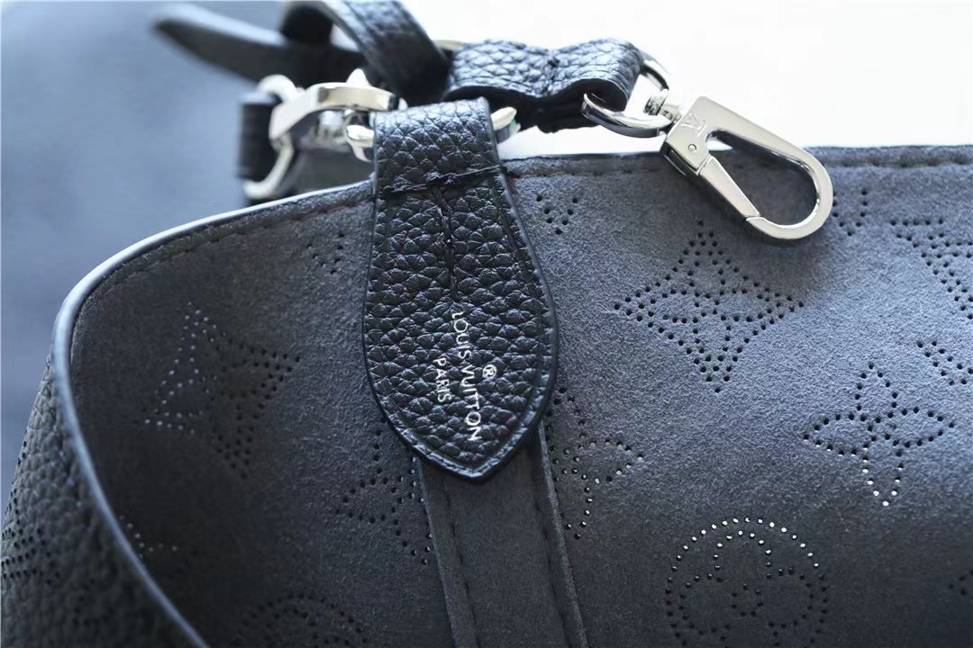 L0vis Vvtt0n Neverfull MM Black For Women 12.2in/31cm