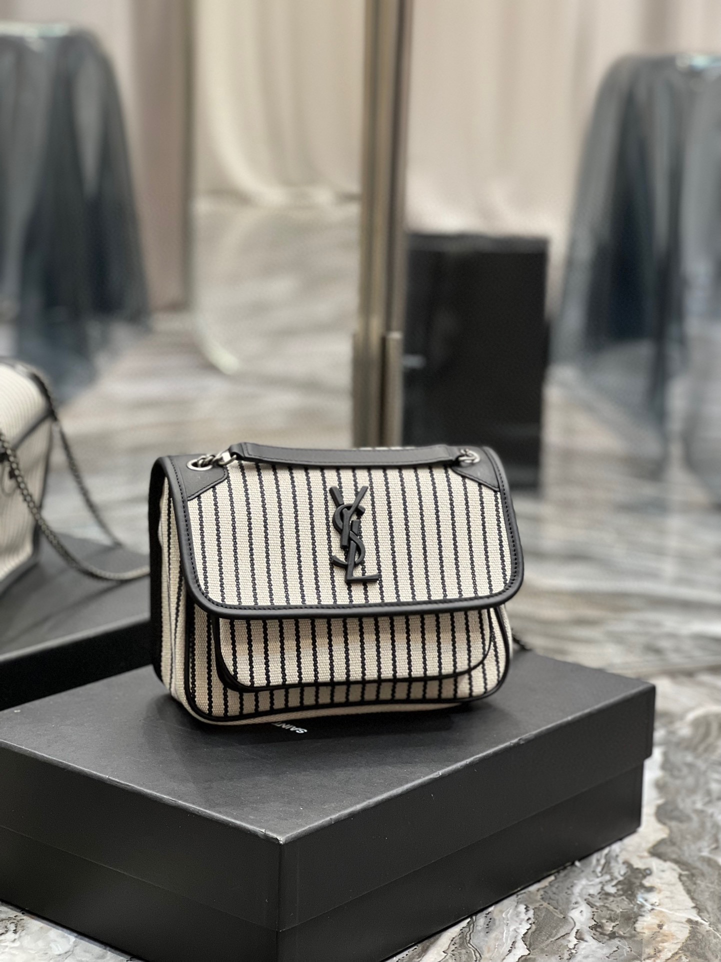 Sa1nt Lau*nt Niki Small Bag White For Women 8.7in/22cm