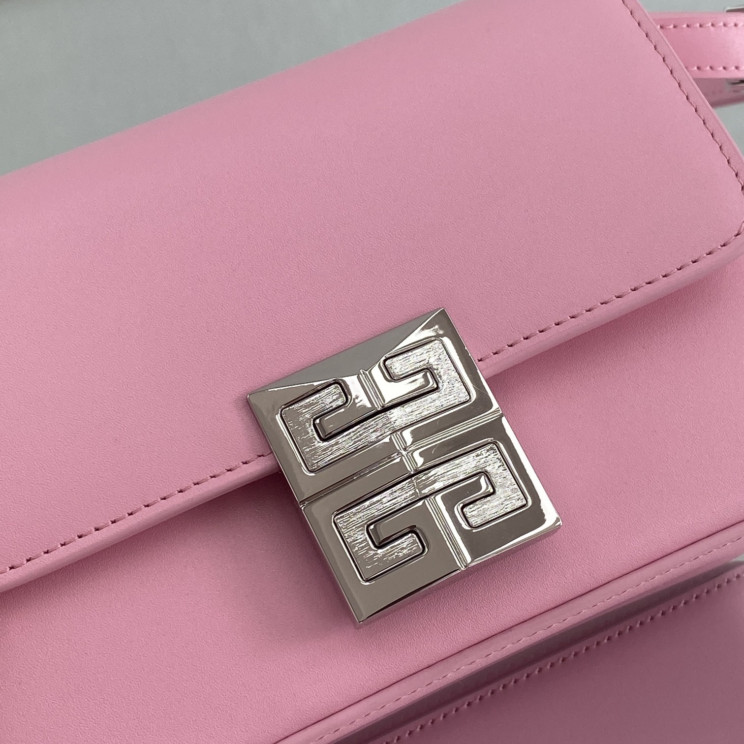 Givenchy Small 4G Bag Black/White/Pink For Women 6.5in/16.5cm