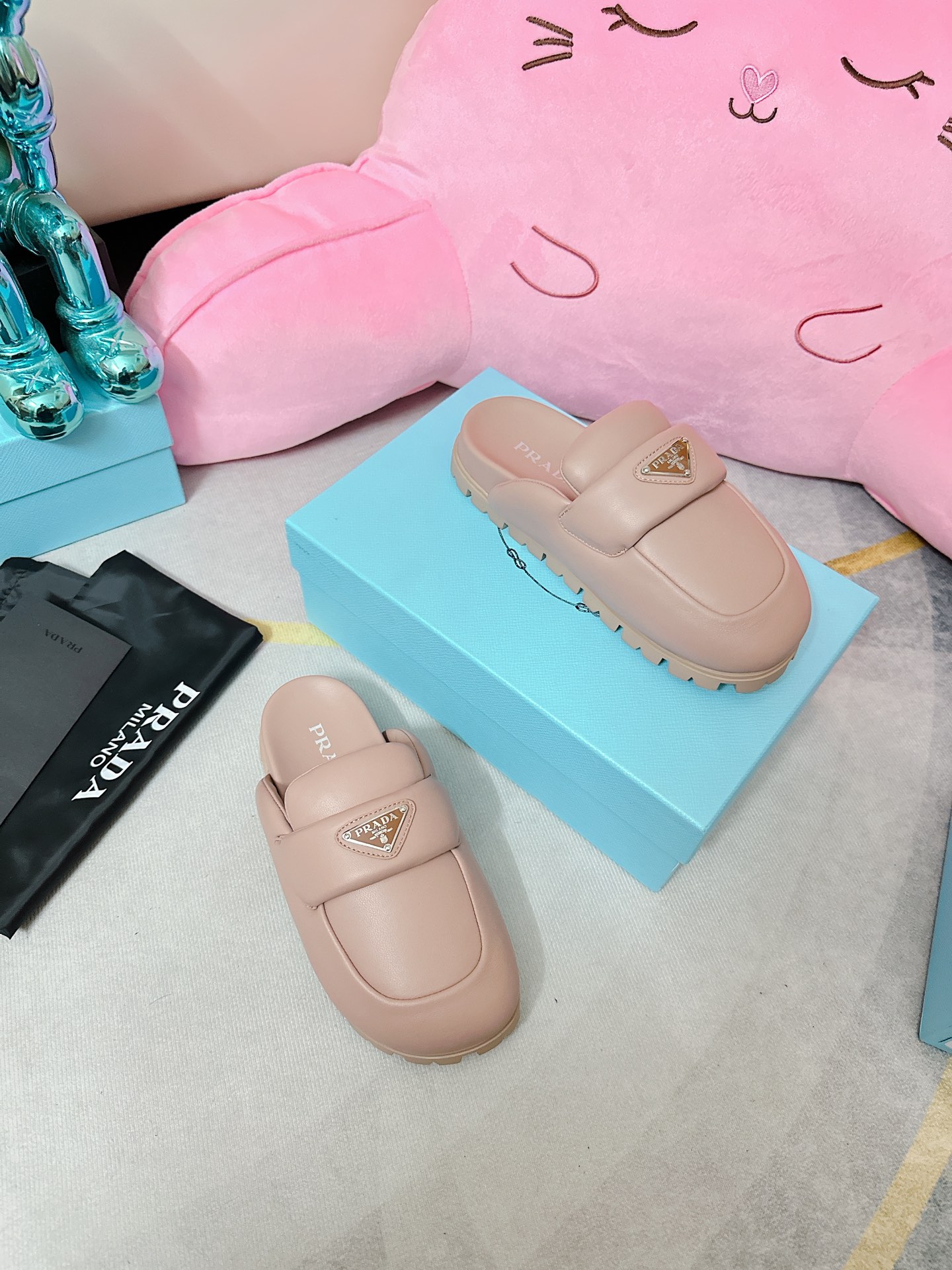 Pra*a Soft Padded Nappa Sabots Light Pink For Women 0.8 in/ 2cm