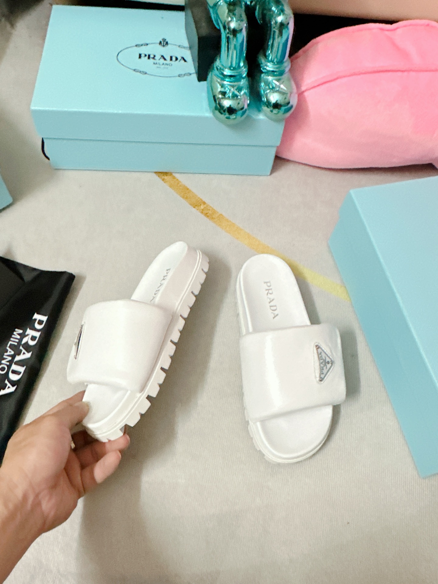 Pra*a Soft Padded Nappa Slides White For Women 0.8 in/ 2cm 1XX648_2DL8_F0009_F_020