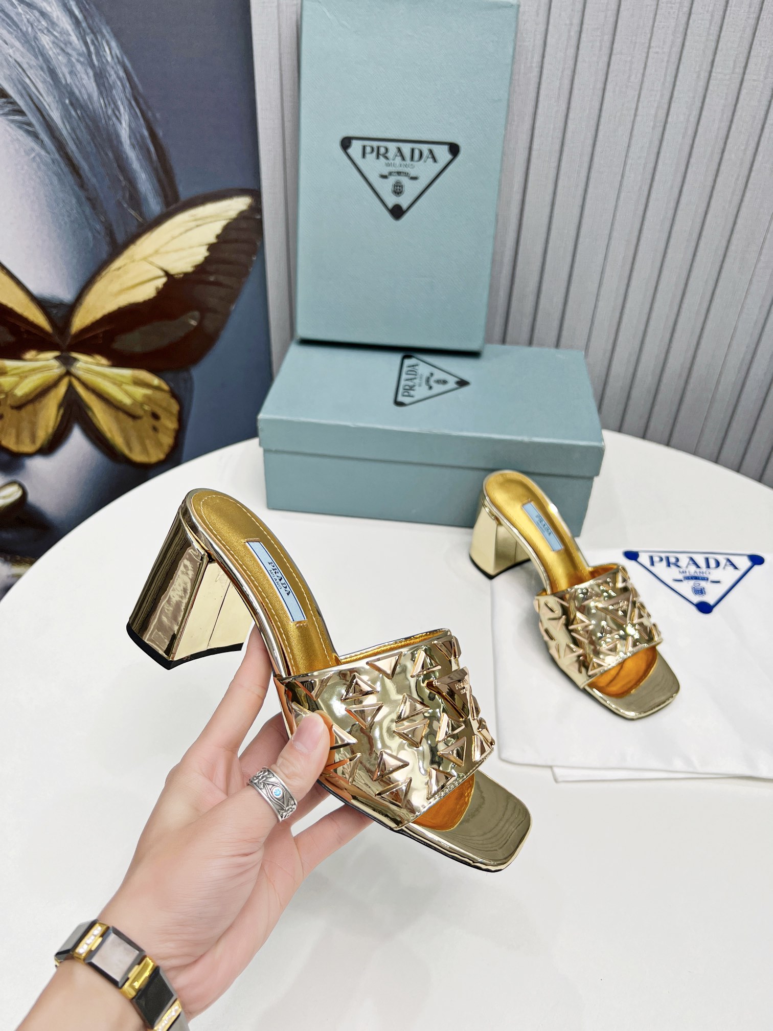 Pra*a Studded Metallic Mules Gold Tone For Women 2.6 in/ 6.5cm 1XX647_3LL5_F0522_F_065