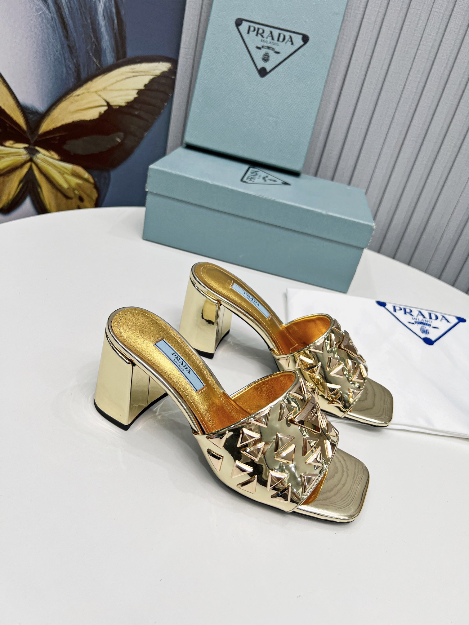 Pra*a Studded Metallic Mules Gold Tone For Women 2.6 in/ 6.5cm 1XX647_3LL5_F0522_F_065