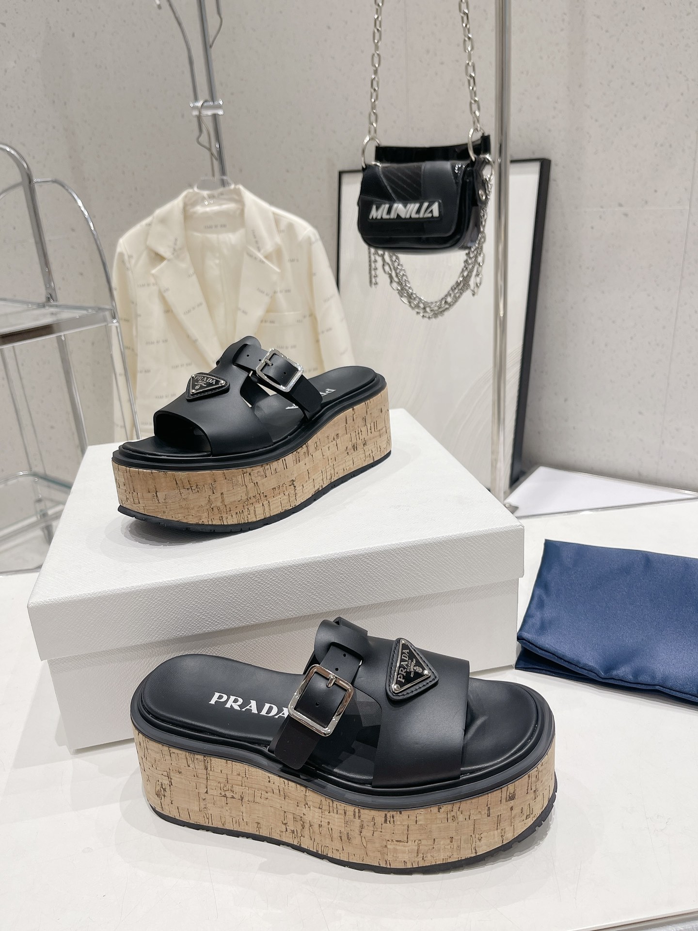 Pra*a Wedge Platform Sandals Black For Women 2.9 in/ 7.5 cm 1XX641_3LLP_F0002_F_075