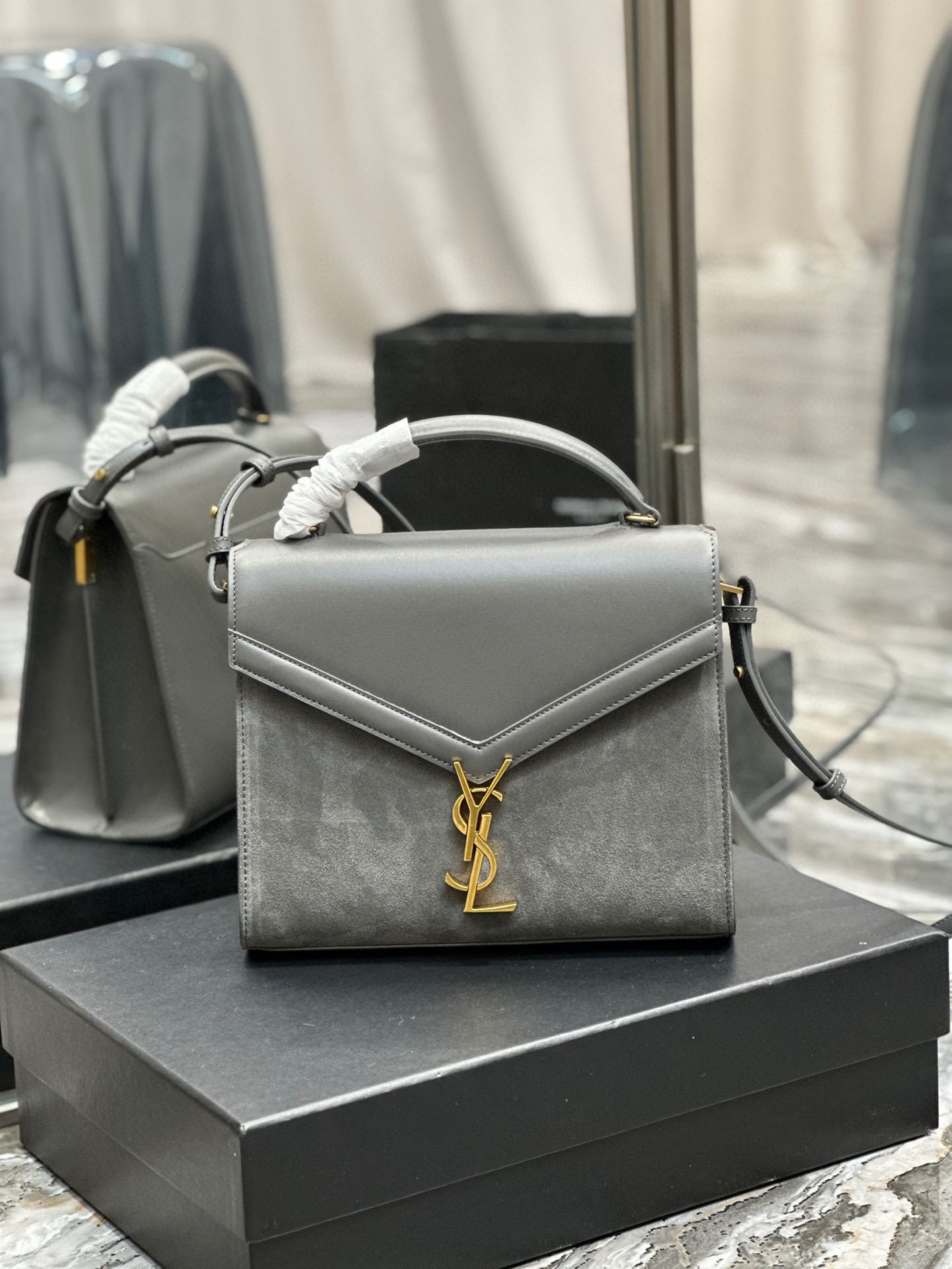 Sa1nt Lau*nt Cassandra Medium Top Handle Bag Black/White/Burgundy/Grey/Brown For Women‎ 9.6in/24.5cm