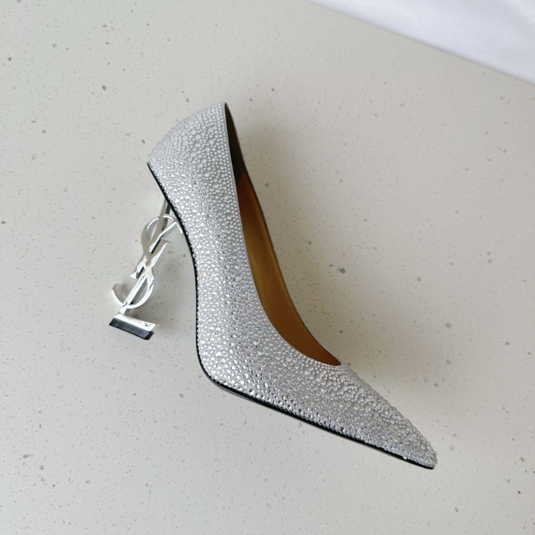 Sa1nt Lau*nt Opyum Pumps In Rhinestones Silver For Women