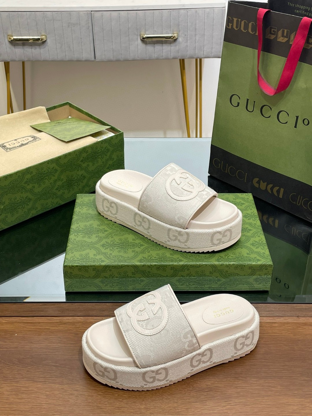 Gvc*1 Platform Slide Sandal White For Women 
