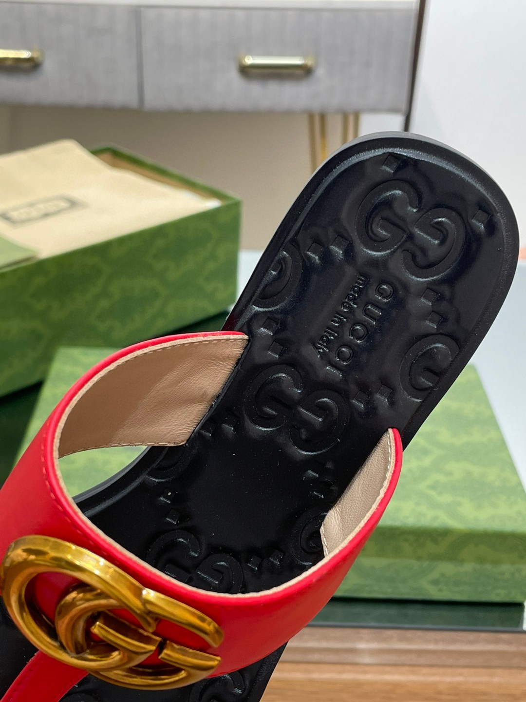 Gvc*1 Thong Sandal With Double G Red For Women 
