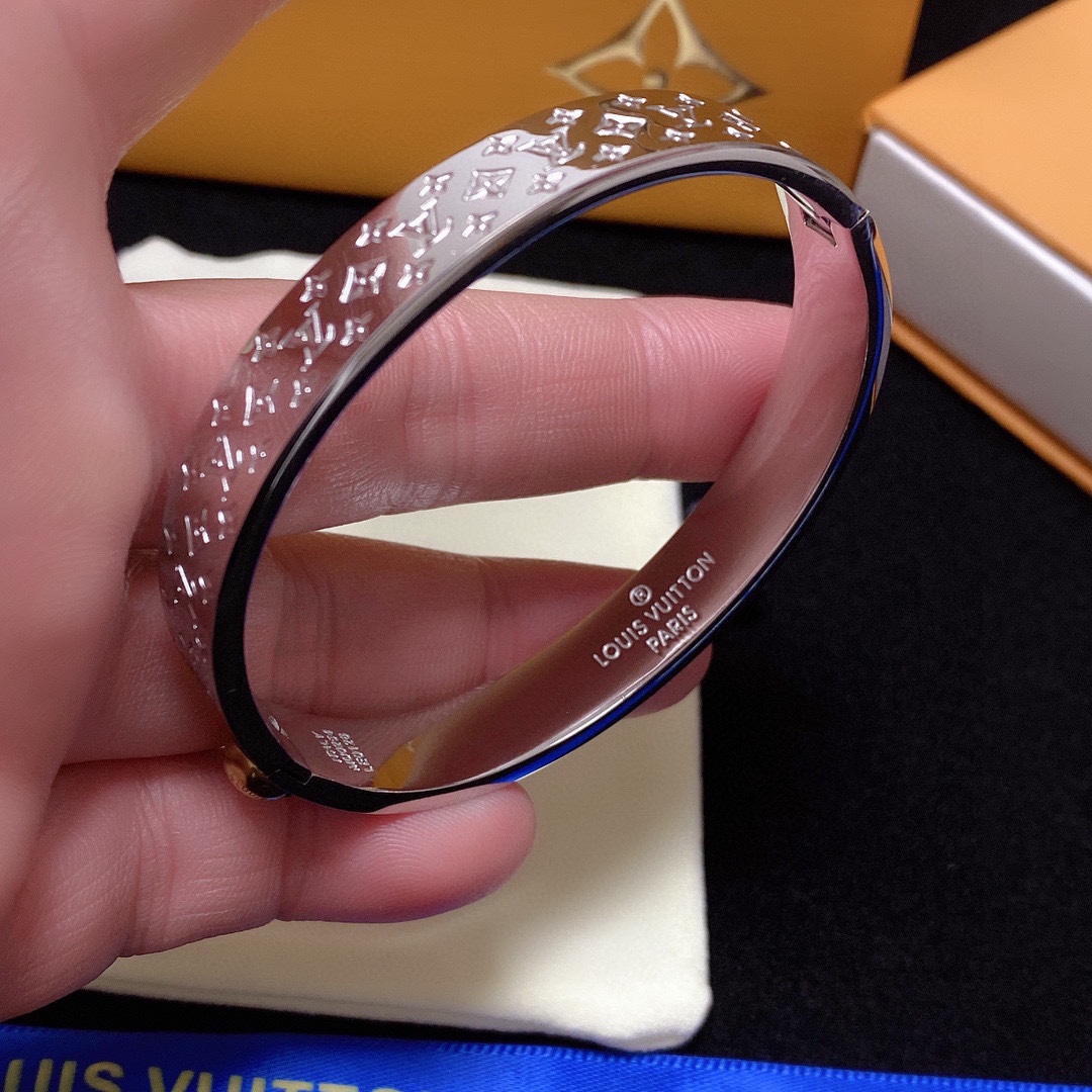 L0vis Vvtt0n Bracelet Silver For Women