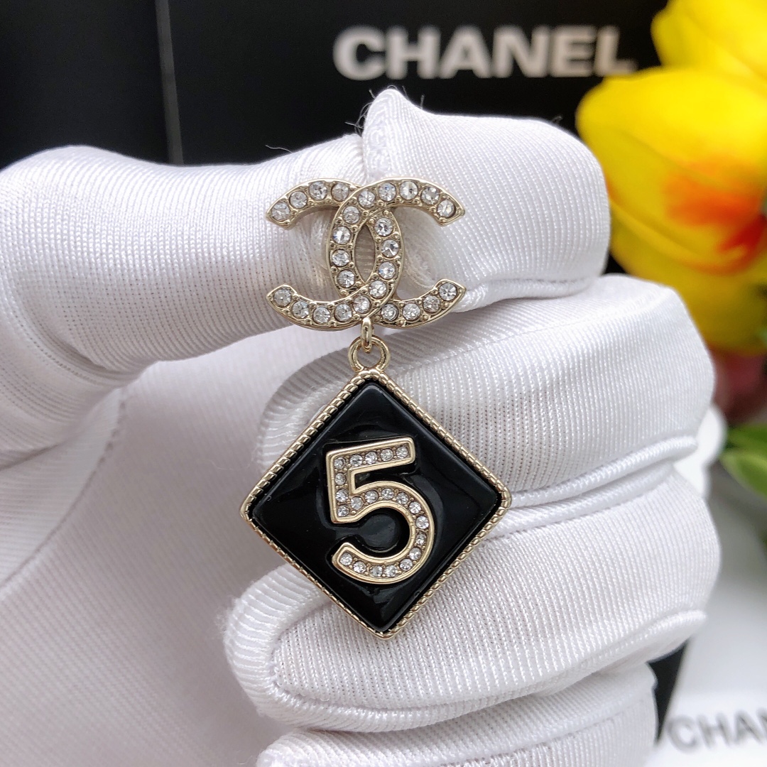 Ch**el Card Earrings Black For Women