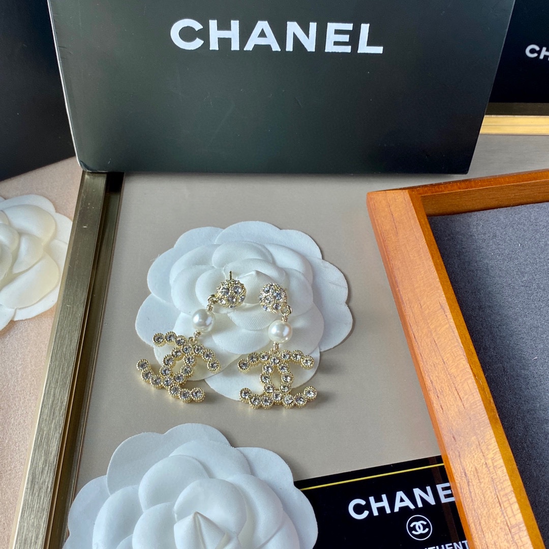 Ch**el Double C Earrings Gold For Women