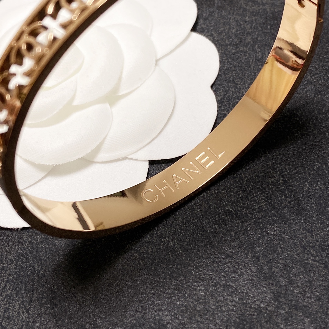Ch**el Hollow Bracelet Gold For Women