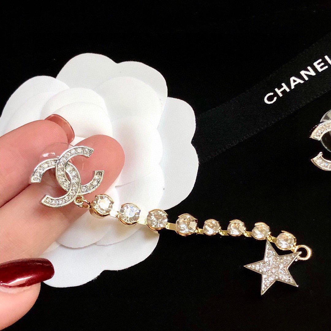Ch**el Long Star Earrings Gold For Women